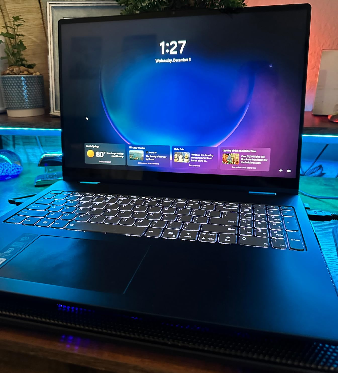 TECKNET Laptop Cooling Pad, Portable Slim Quiet USB Powered Laptop Notebook Cooler Cooling Pad Stand Chill Mat with 3 Blue LED Fans, Fits 12-17 Inches (Black) customer photo 2