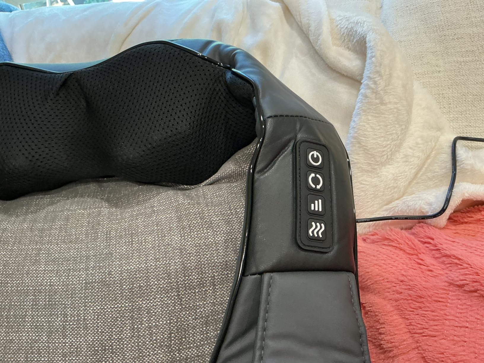 Nekteck Shiatsu Neck Massager with Heat for Pain Relief Deep Tissue, 2026 Upgraded 3D Back Shoulder Kneading Massage Pillow customer photo 1