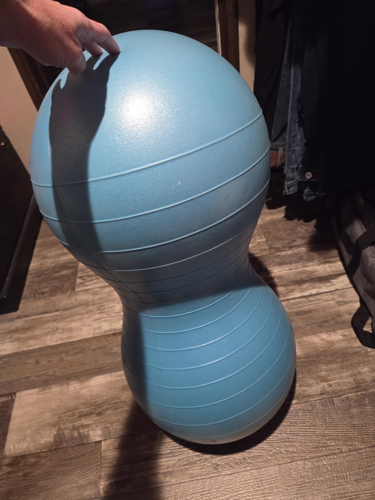 Active Seat Peanut Shaped Bounce Desk Chair, Exercise Yoga Balance Sitting Ball, Flexible Seating, Wiggle Seat for Boys and Girls customer photo 2