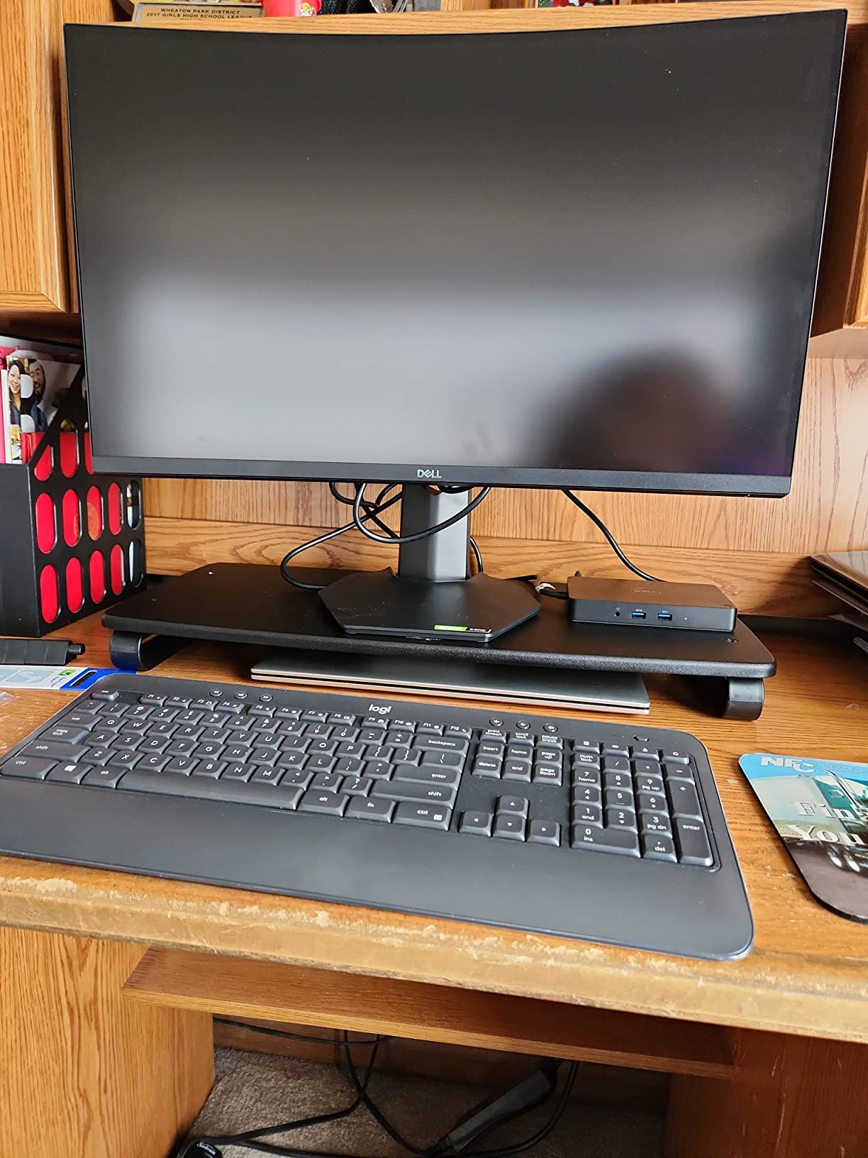 Kensington SmartFit Extra Wide Monitor Stand, Adjustable Height, Ergonomic Design (K52797WW) Black customer photo 1