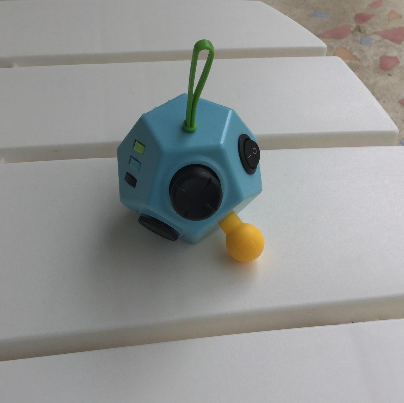 Fidget Dodecagon-12 Sided Fidget Toy Stress Relief Cube for Children and Adults, Silent Compact Classroom Gifts Stocking Stuffers for Teen Boys, Kids(B3 Blue Sky) customer photo 1