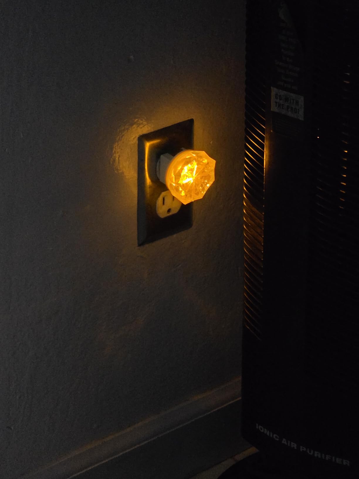 GE Enbrighten LED Motion Sensor Night Light, Plug-in, 40 Lumens, Motion-Select with 25ft Detection, Dusk-to-Dawn, Brushed Nickel Louver - 37299 (1 Pack) customer photo 2