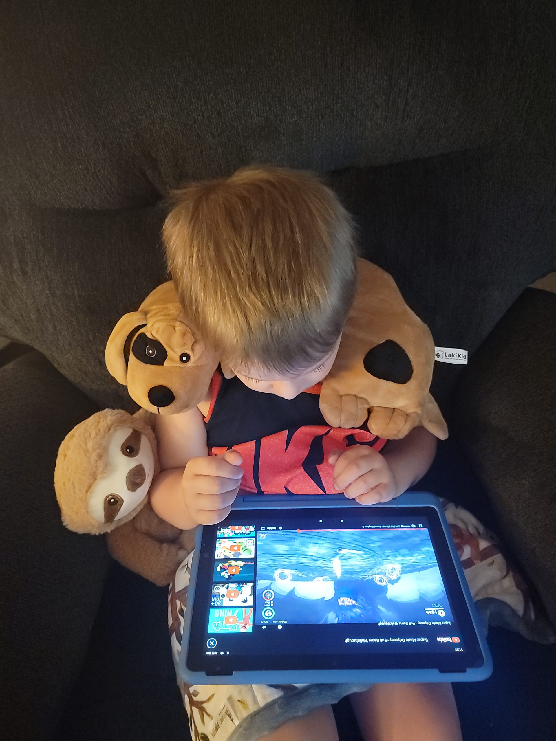 LakiKid Shoulder Wrap for Kids - Travel Pillow for Flights, Car Rides, & Adventures, Soft & Cuddly Neck Pillow Airplane for Kids Made of Polyester in an Adorable Beagle Design, Travel Fidget Toy customer photo 1