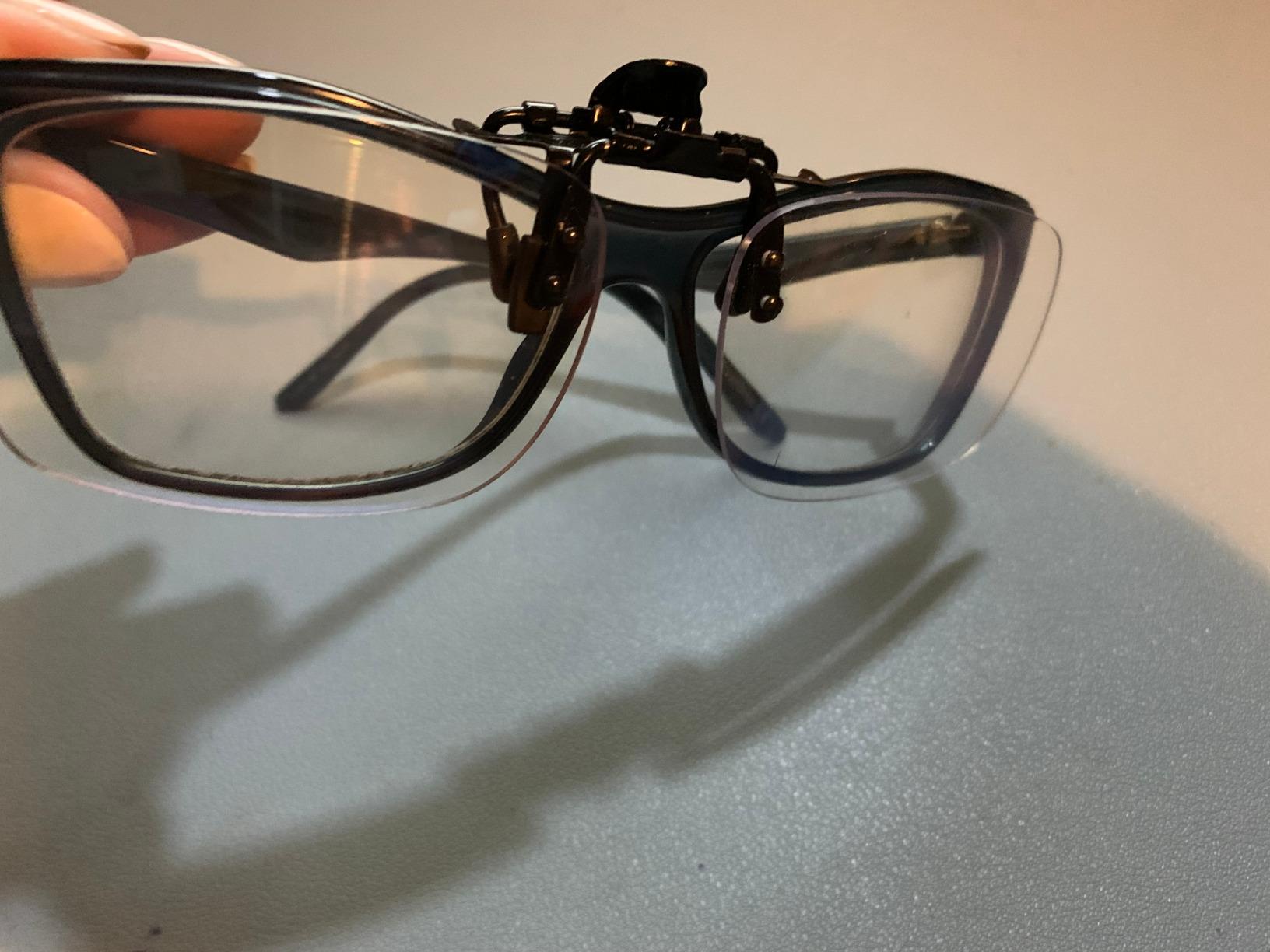 Blue Light Blocking Clip On Glasses Flip-up Computer Gaming Glasses Clip On Prevent Digital Eyes Strain Fatigue Video Gaming Eye Protection Advanced Computer Eyewear customer photo 1