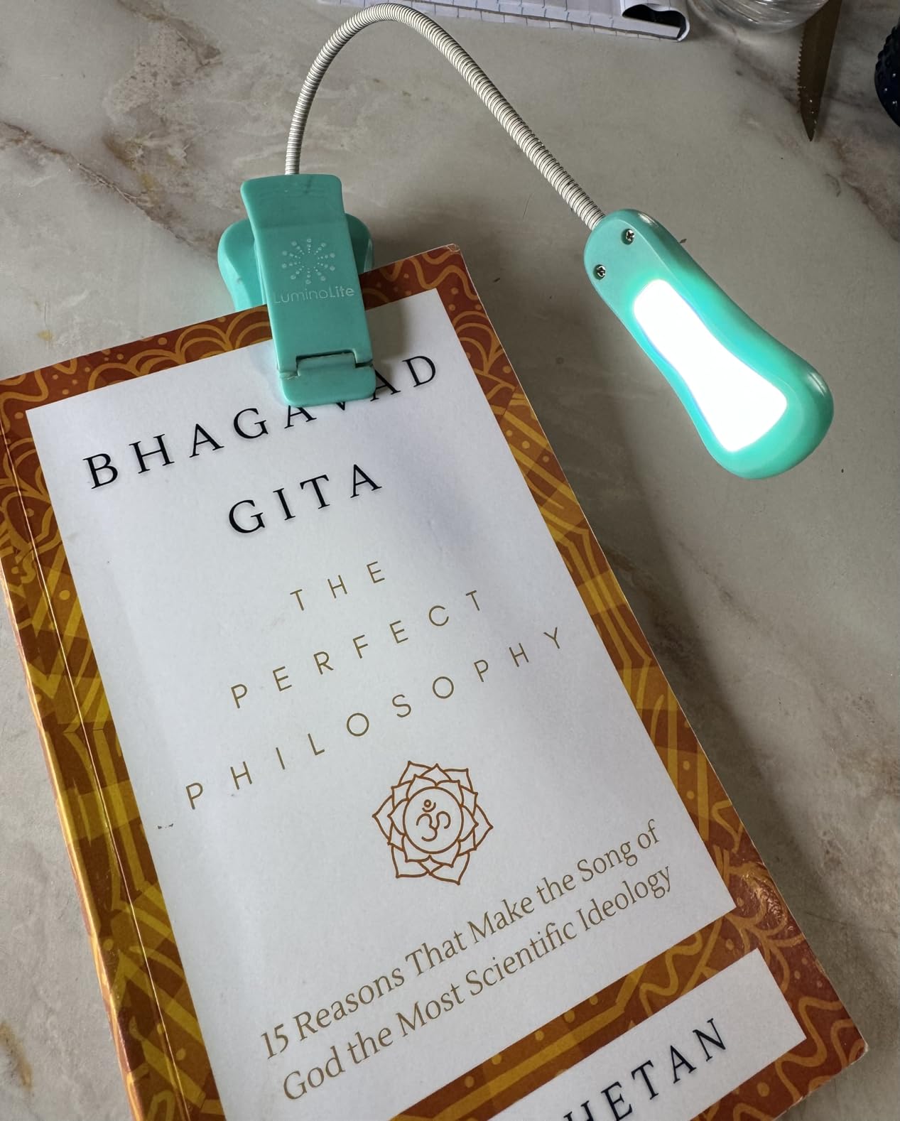 Vekkia Rechargeable Book Light for Reading in Bed, 3 Color x 3 Brightness, Lightweight Reading Light, Up to 70 Hours Lighting, Great for Readers, Travel (Blue) customer photo 1