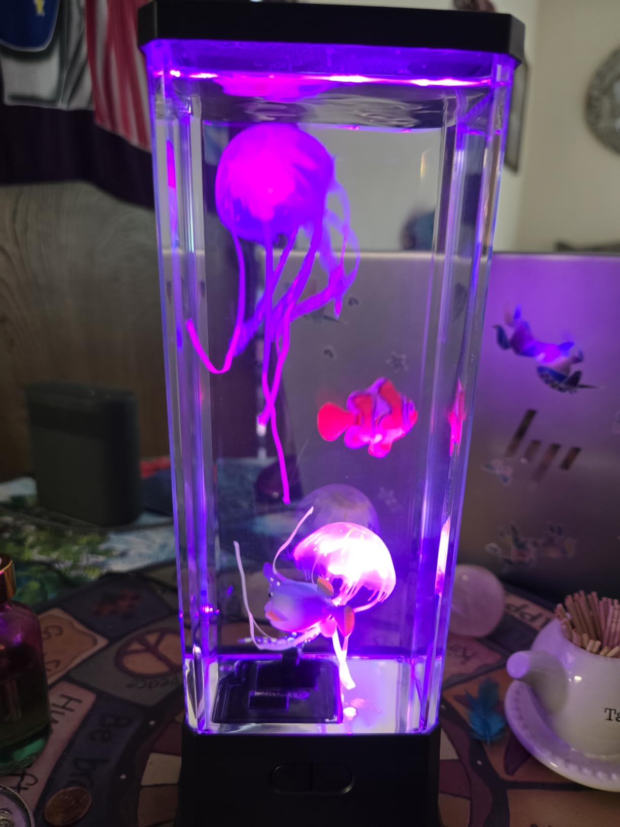 COLORLIFE Electric Jellyfish Tank Table Lamp with Color Changing Light Gift for Kids Men Women Home Deco for Room Mood Light for Relax customer photo 2