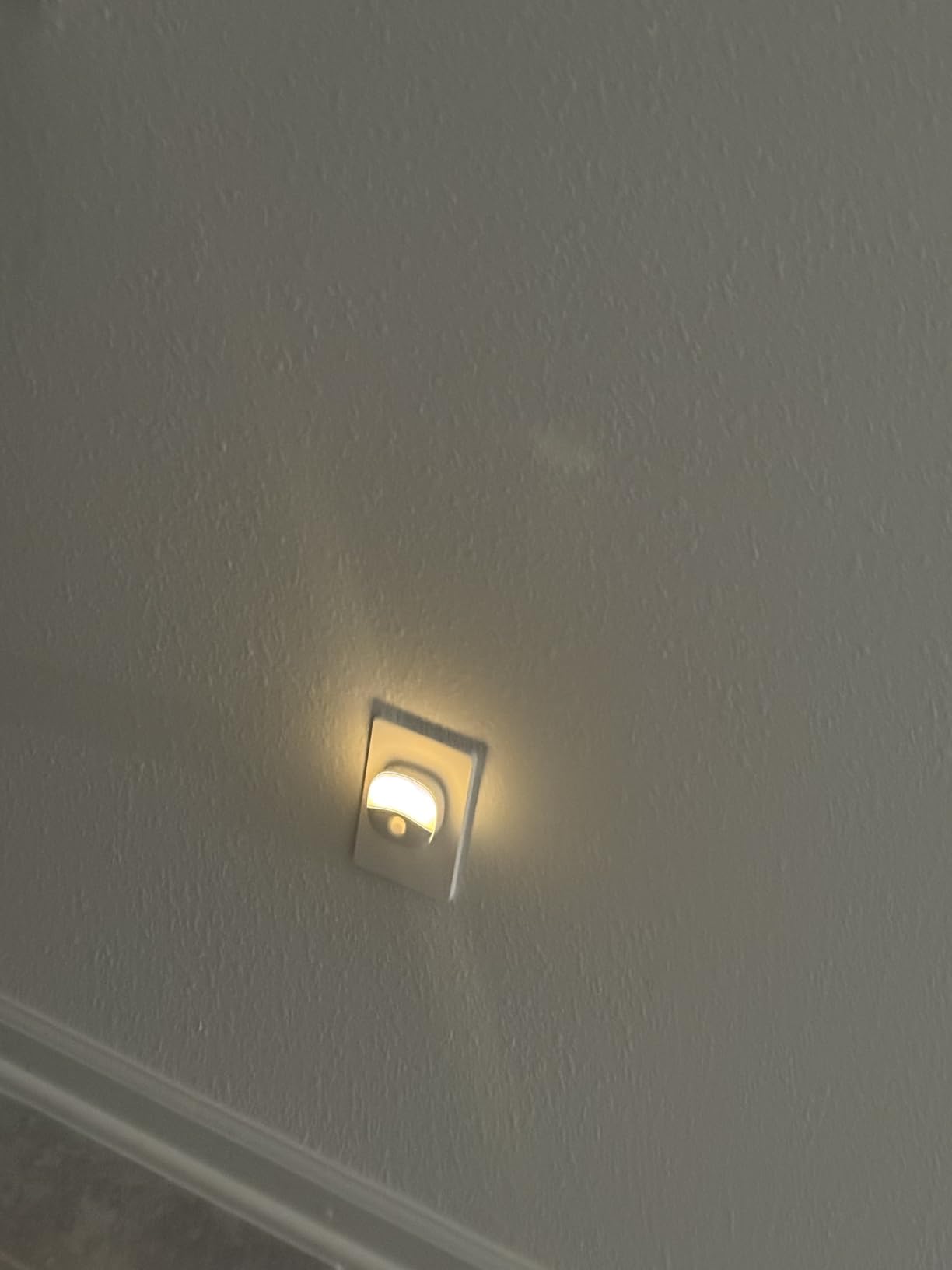 AUVON Plug in Night Light with Motion Sensor and Dusk to Dawn Sensor, Mini Warm White LED Nightlight with 1-50 lm Adjustable Brightness for Bathroom, Hallway, Stairs, Bedroom, Kitchen, 4 Packs customer photo 1