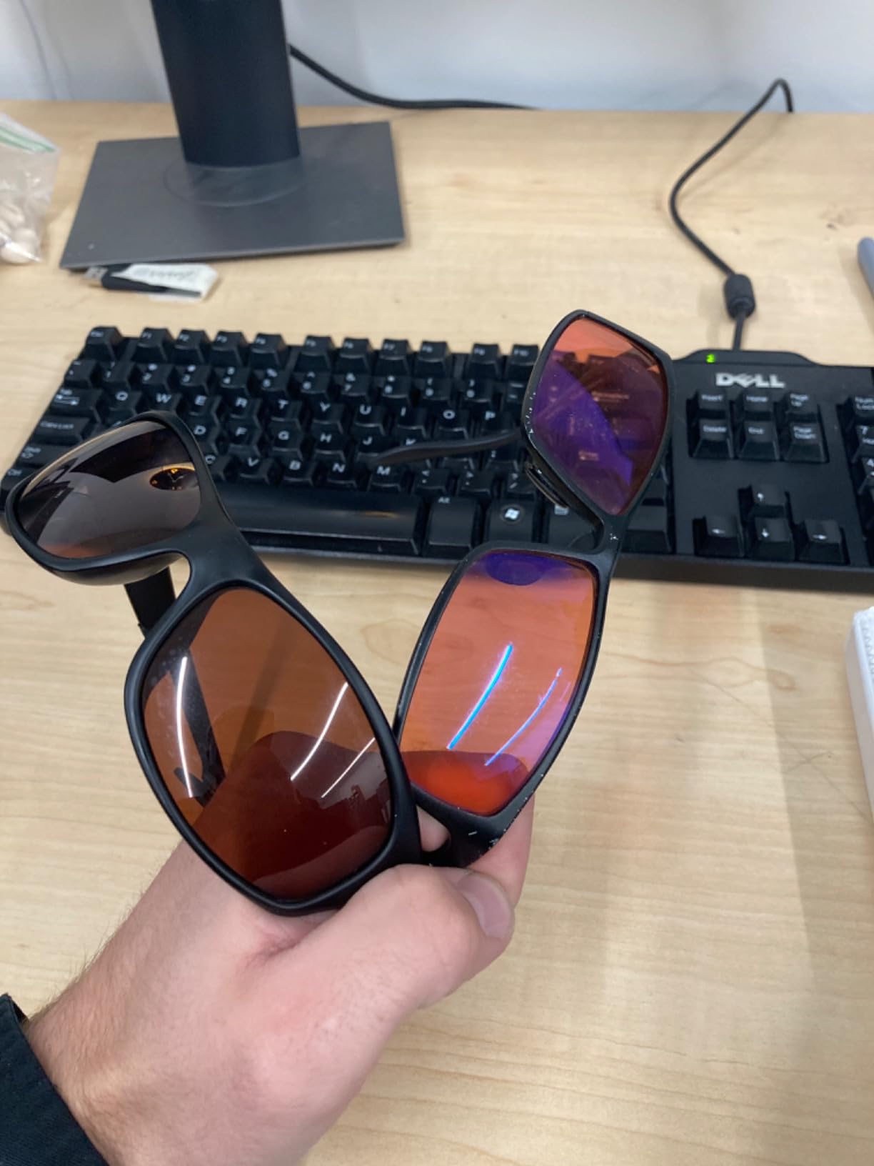 SomniLight FL-41 Light Sensitivity Sunglasses for Migraine Prevention (Outdoor) customer photo 2