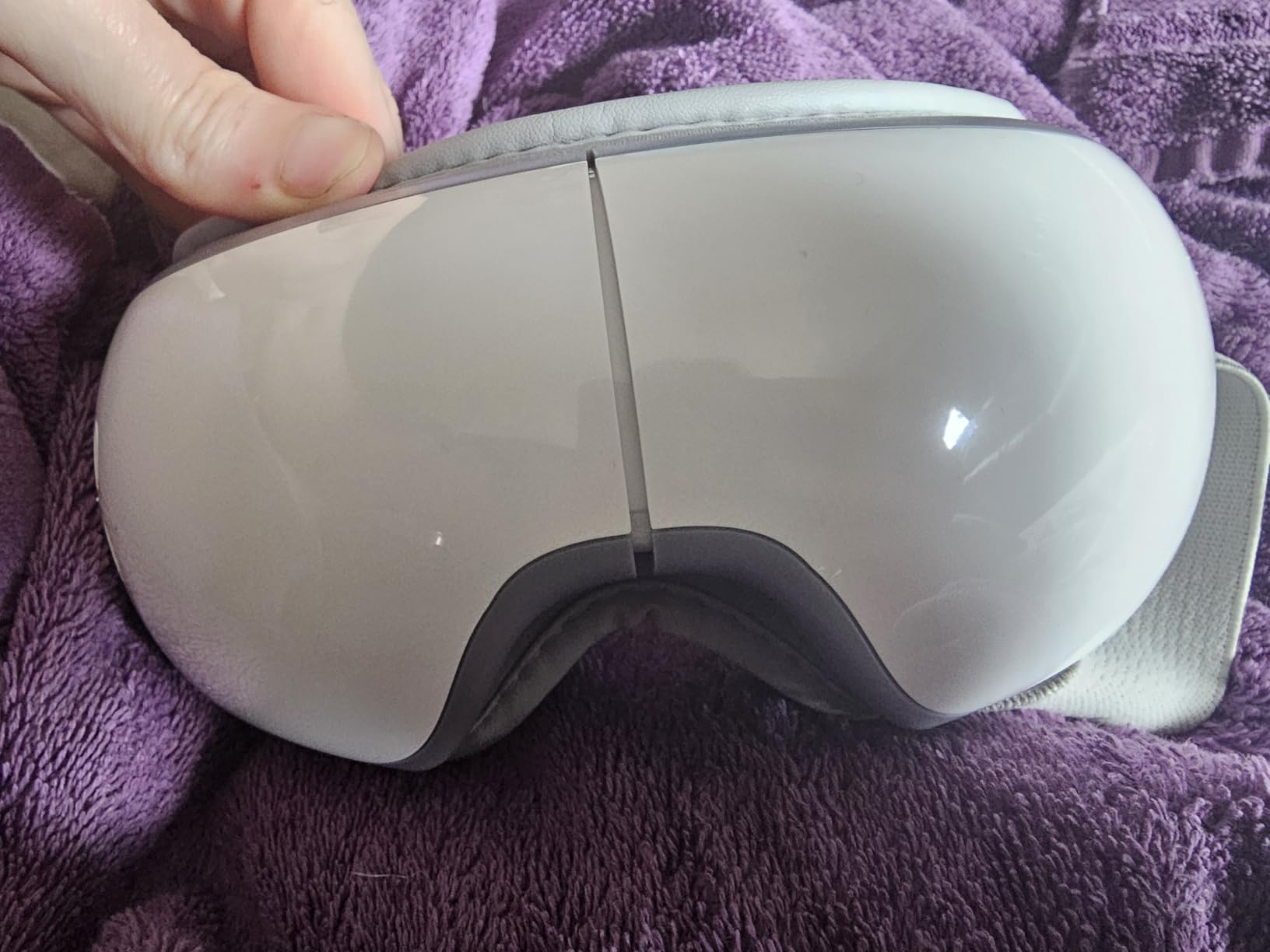 RENPHO Eye Massager with Heat, FSA Eligible HSA, Eye Mask for Head Tension, Birthday Gifts for Men Women Mom Husband, Sleep Mask for Eye Strain and Dry Eyes, Eyeris 1 customer photo 2