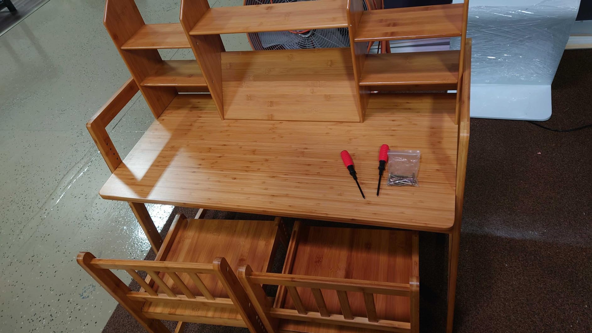 UNICOO Kids Desk and Chair Set, Height Adjustable Bamboo Study Desk with Storage Hutch and Bookshelf, Wooden Writing Table for Toddlers and Kids, Easy-Clean Surface, Natural (01) customer photo 2