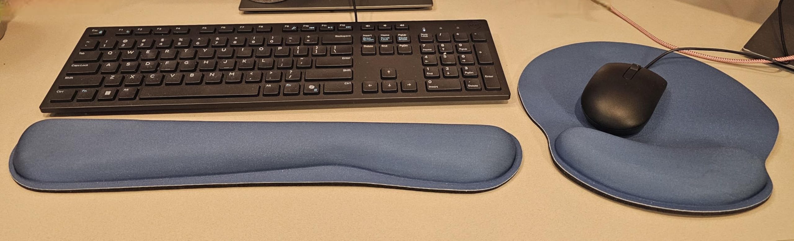 KTRIO Ergonomic Keyboard Wrist Rest and Mouse Pad with Wrist Rest Set, Memory Foam Wrist Support for Typing, Gaming, Office and Home Use, Black customer photo 1