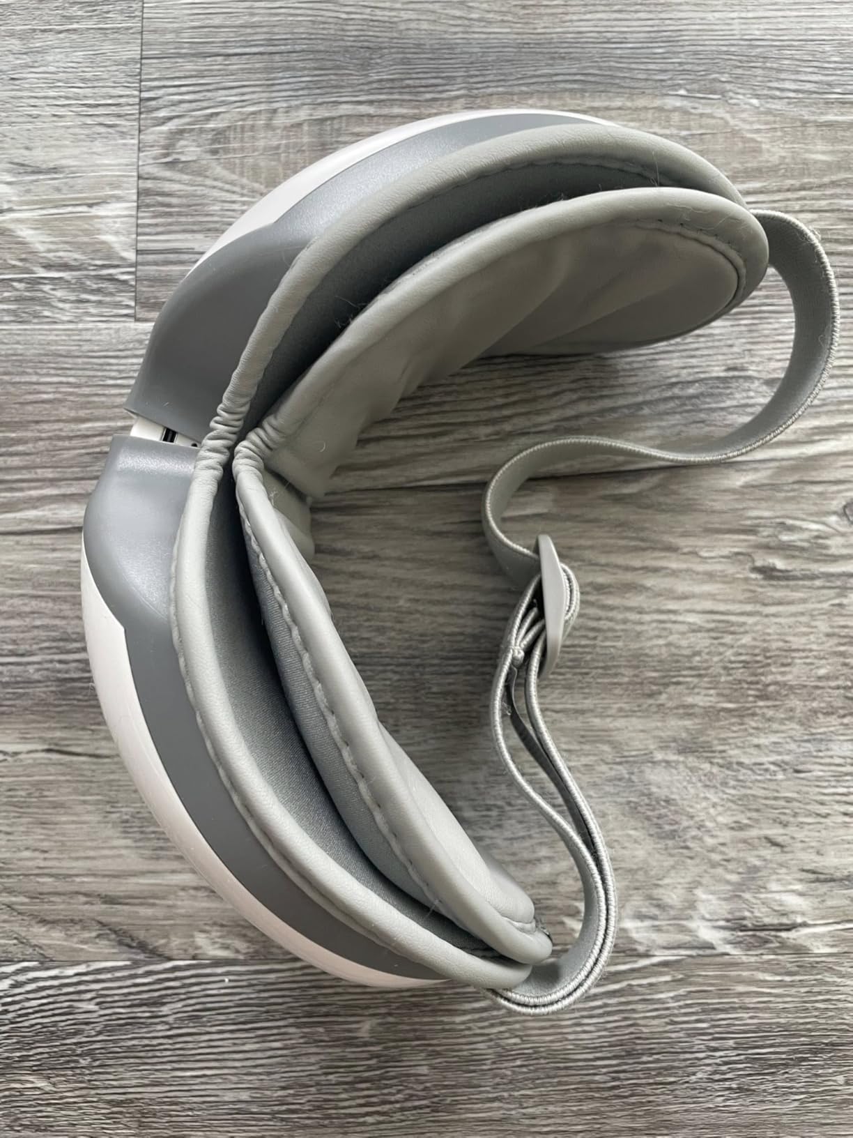 RENPHO Eye Massager with Heat, FSA Eligible HSA, Sleep Mask with Remote, Massager for Relieves Head Tension Relief Stye Eye Eyeris 1 customer photo 1