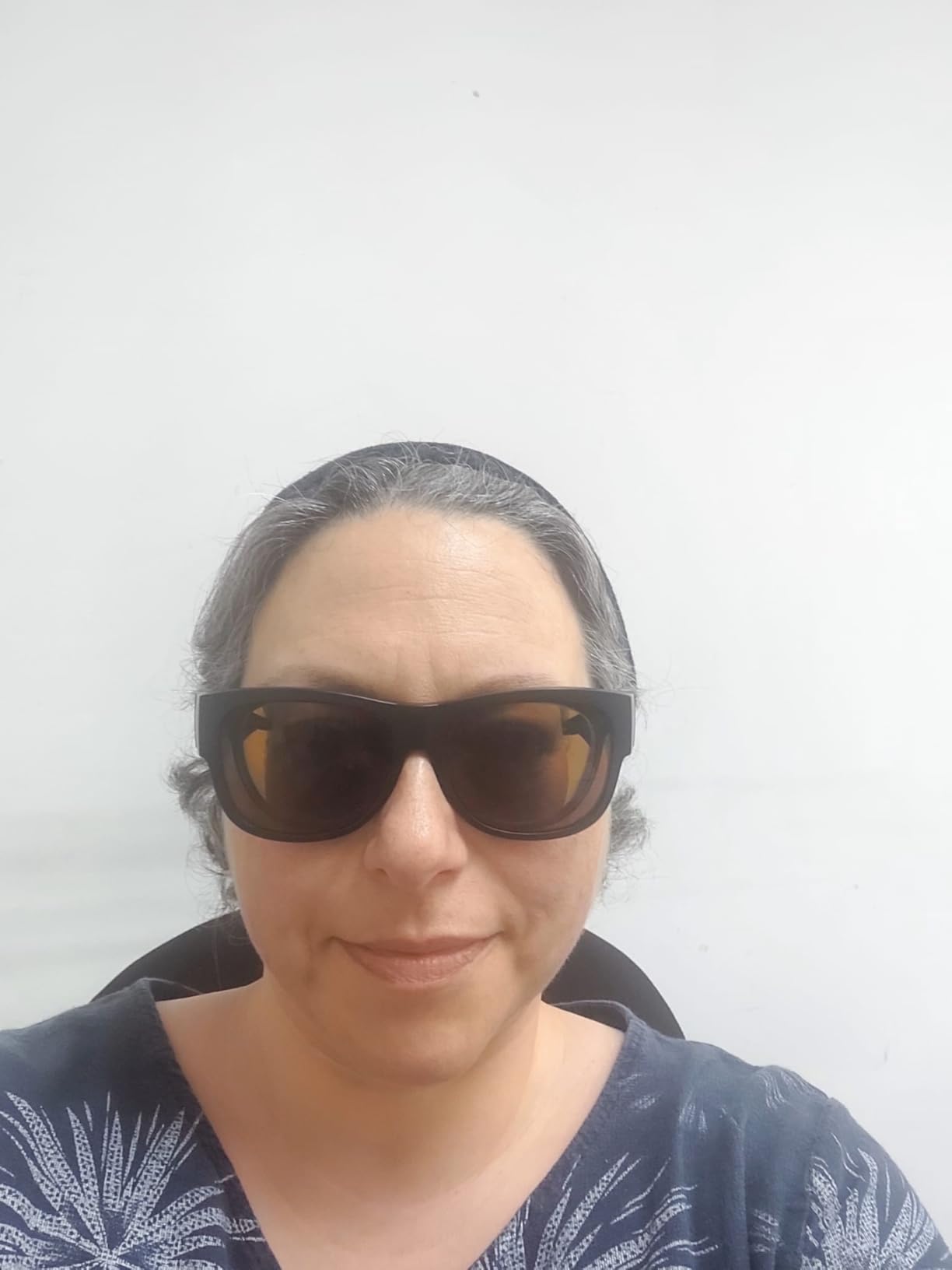 BRADDELL FL-41 Rose Fit-over Glasses with FL-60 Interchangeable Lenses for Migraine Light Sensitivity and Fluorescent LED Glare (Large) customer photo 1