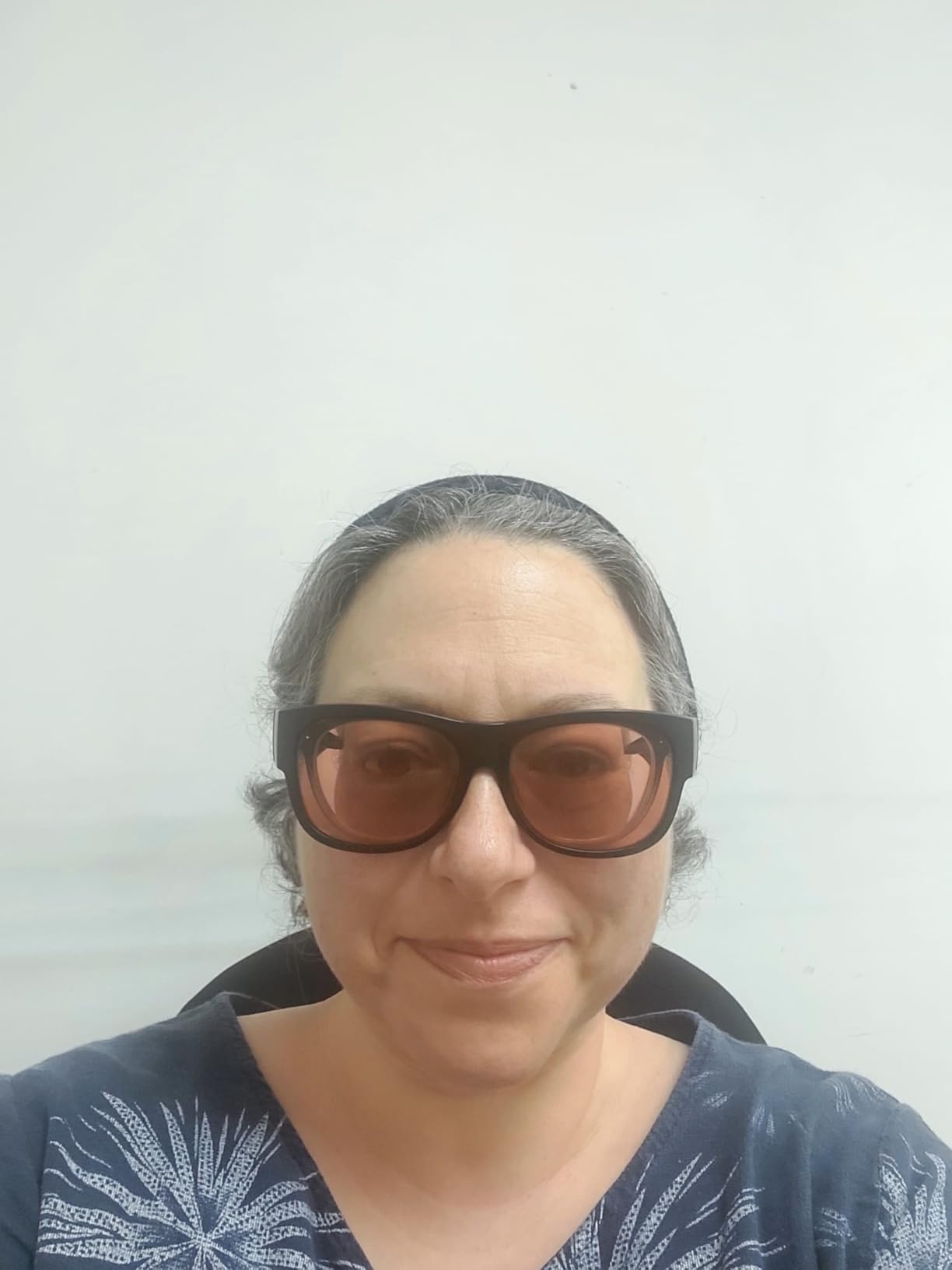 BRADDELL FL-41 Rose Fit-over Glasses with FL-60 Interchangeable Lenses for Migraine Light Sensitivity and Fluorescent LED Glare (Large) customer photo 2