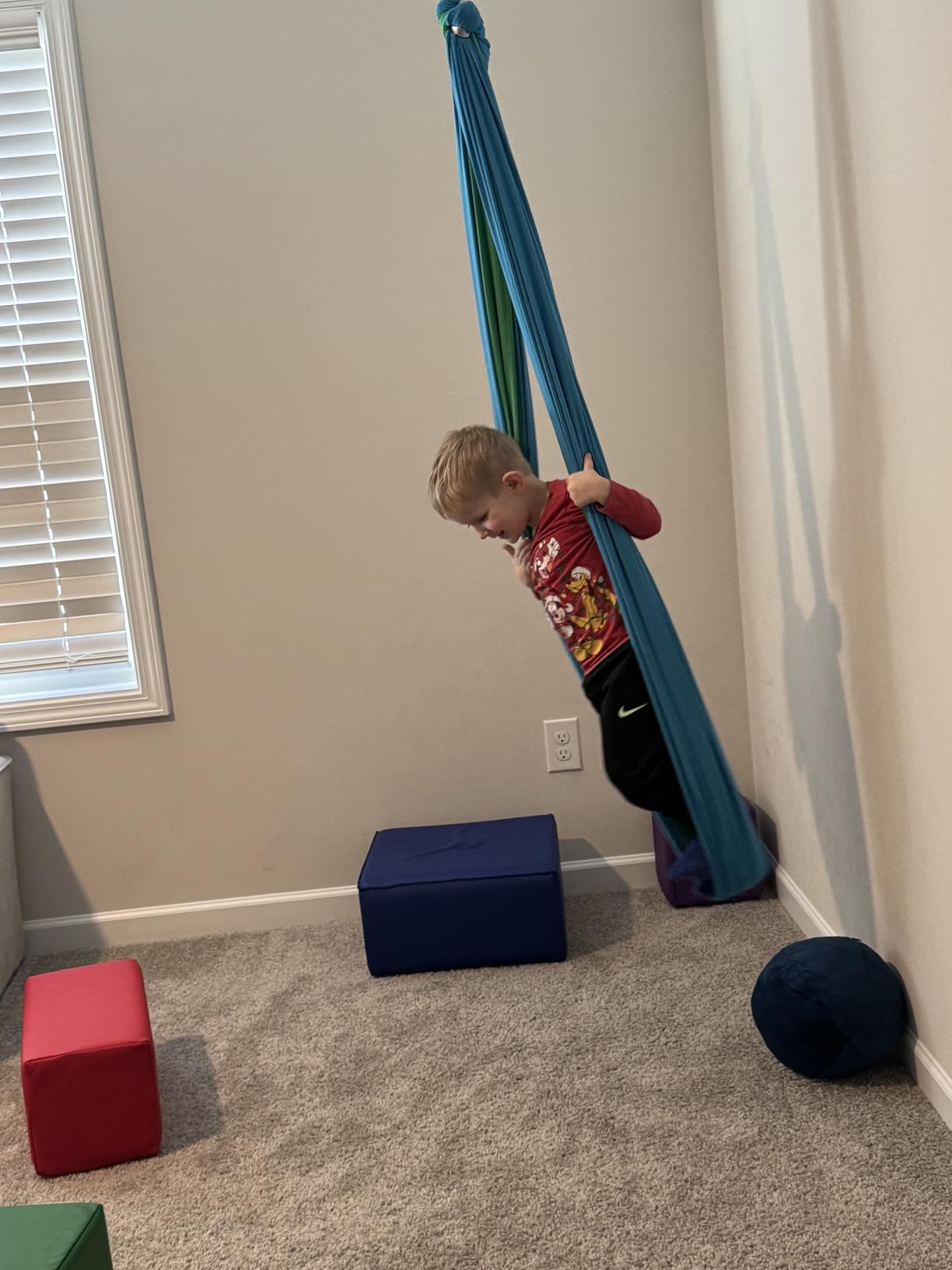 Sensory Swing for Kids Indoor Outdoor - Calming Cocoon Therapy Swing, Holds 300lbs - Hug-Like Sensory Hammock with 360° Swivel Hardware for Autism, ADHD, SPD Support customer photo 1