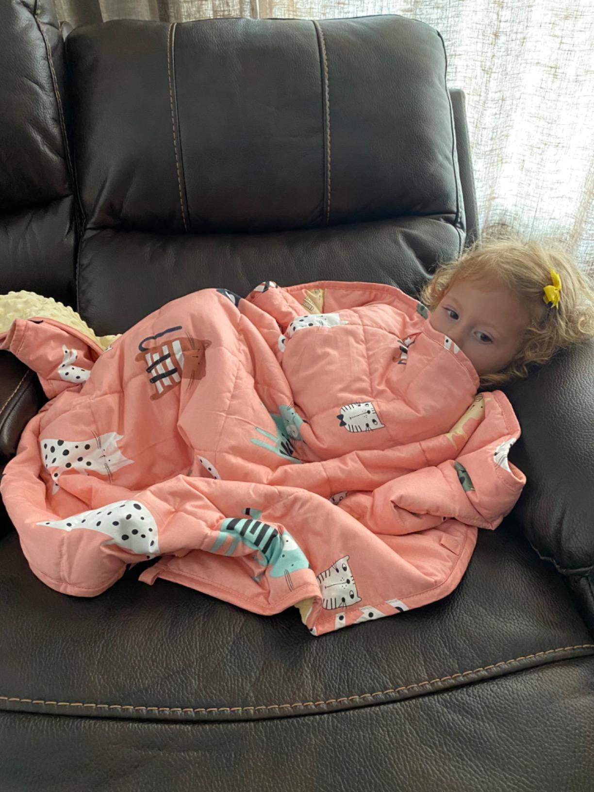 Uttermara Weighted Blanket 3 lbs, Ultra Cozy Minky Fleece and Cotton Sided with Cartoon Patterns, Reversible Heavy Blanket Great for Sleeping, 36x48 inches, Blue Car World customer photo 1