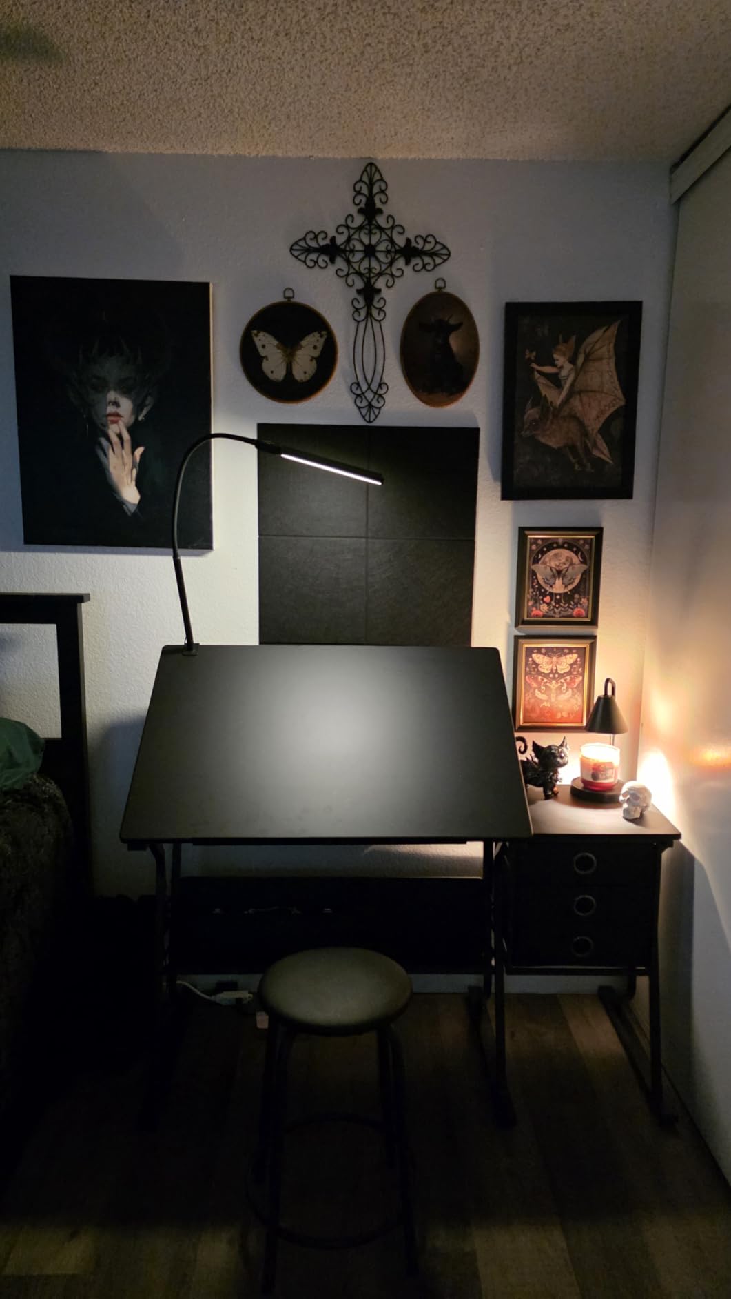 Yaheetech Tilting Drafting Table Art Craft Desk with Stool, Drawers, Black customer photo 1