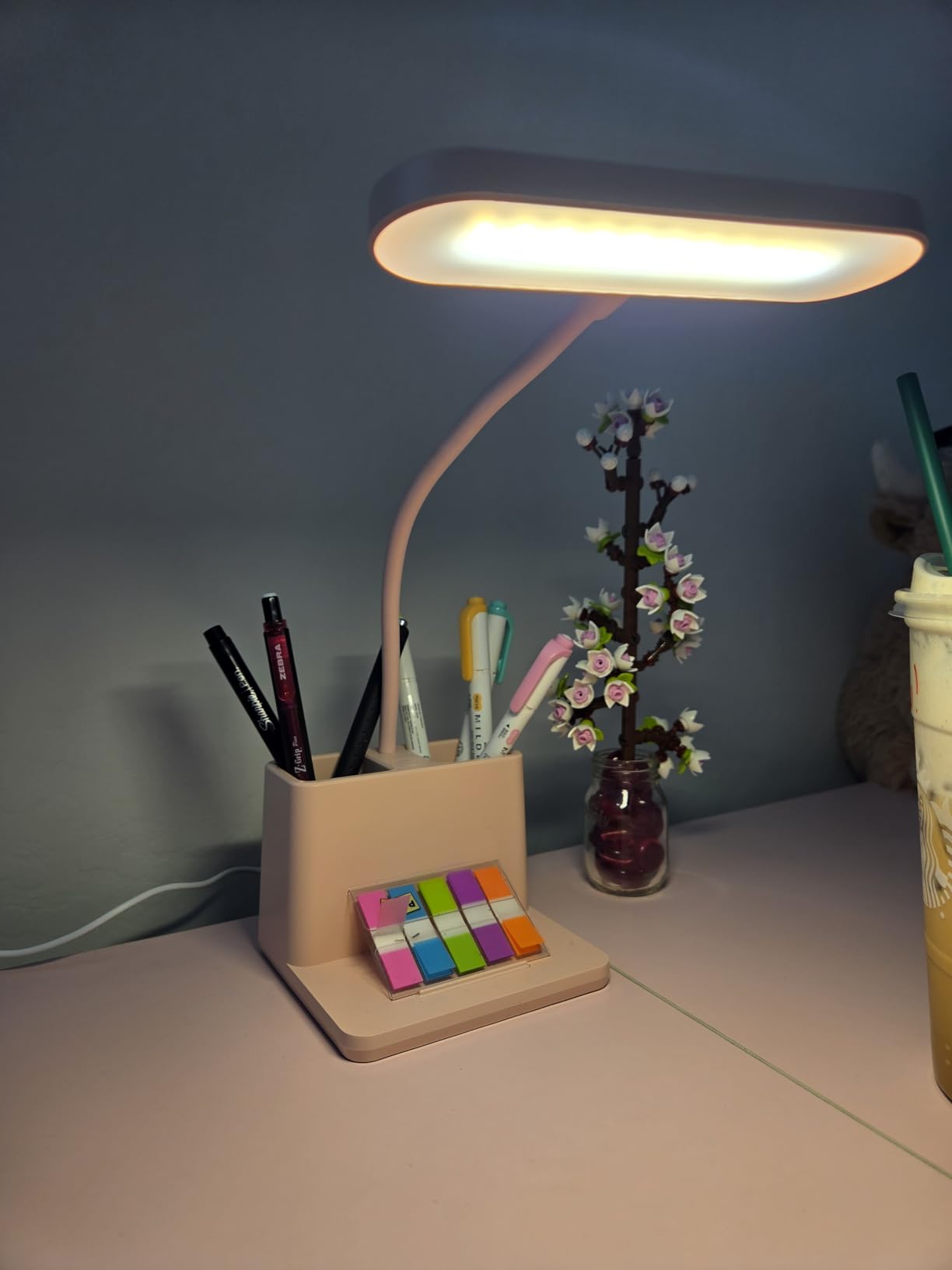 AXX Rechargeable Small Desk Lamp for Home Office Bedroom, Study Table Light for Kids Teens, White, LED, Pen Holder, Mini, Gooseneck, College Dorm Room Lighting for Computer Keyboard Desktop Task customer photo 1