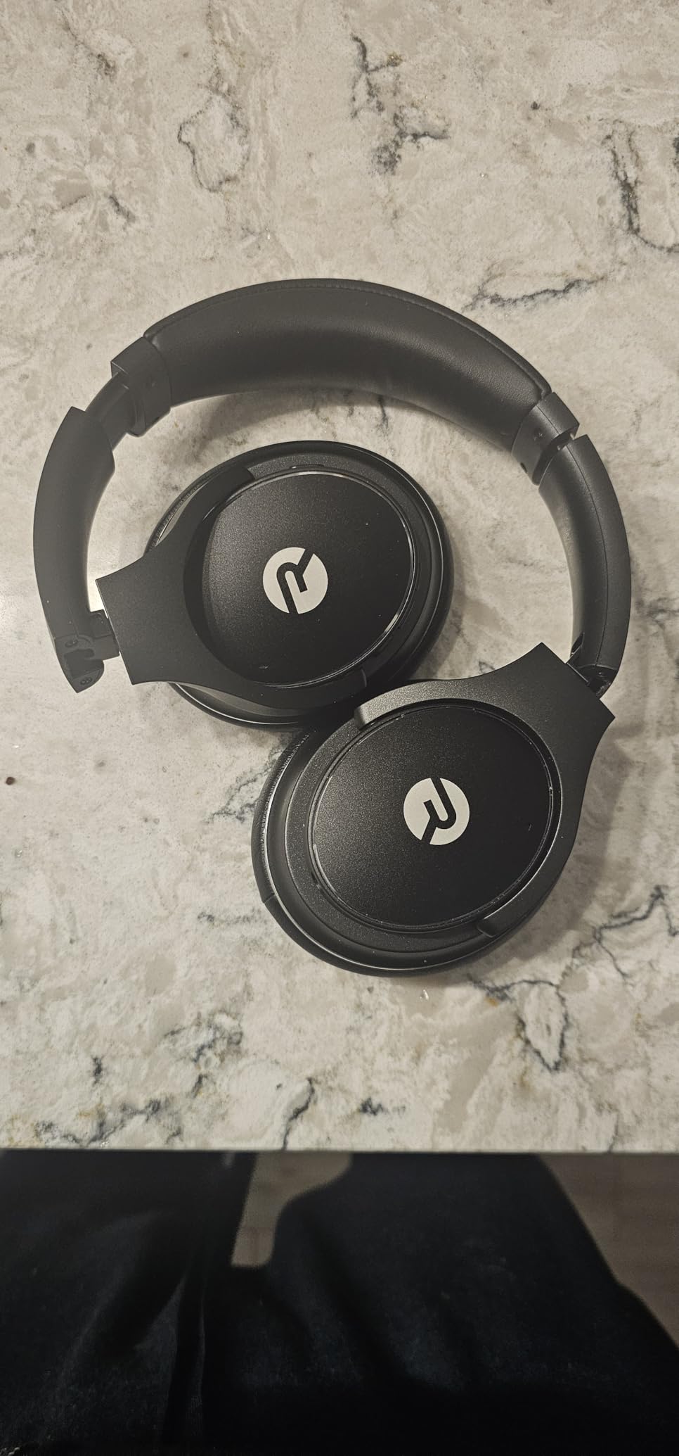Raycon The Everyday Wireless Bluetooth Over Ear Headphones, with Active Noise Cancelling, Awareness Mode and Built in Microphone, IPX 4 Water Resistance, 40 Hours of Battery Life (Black) customer photo 2