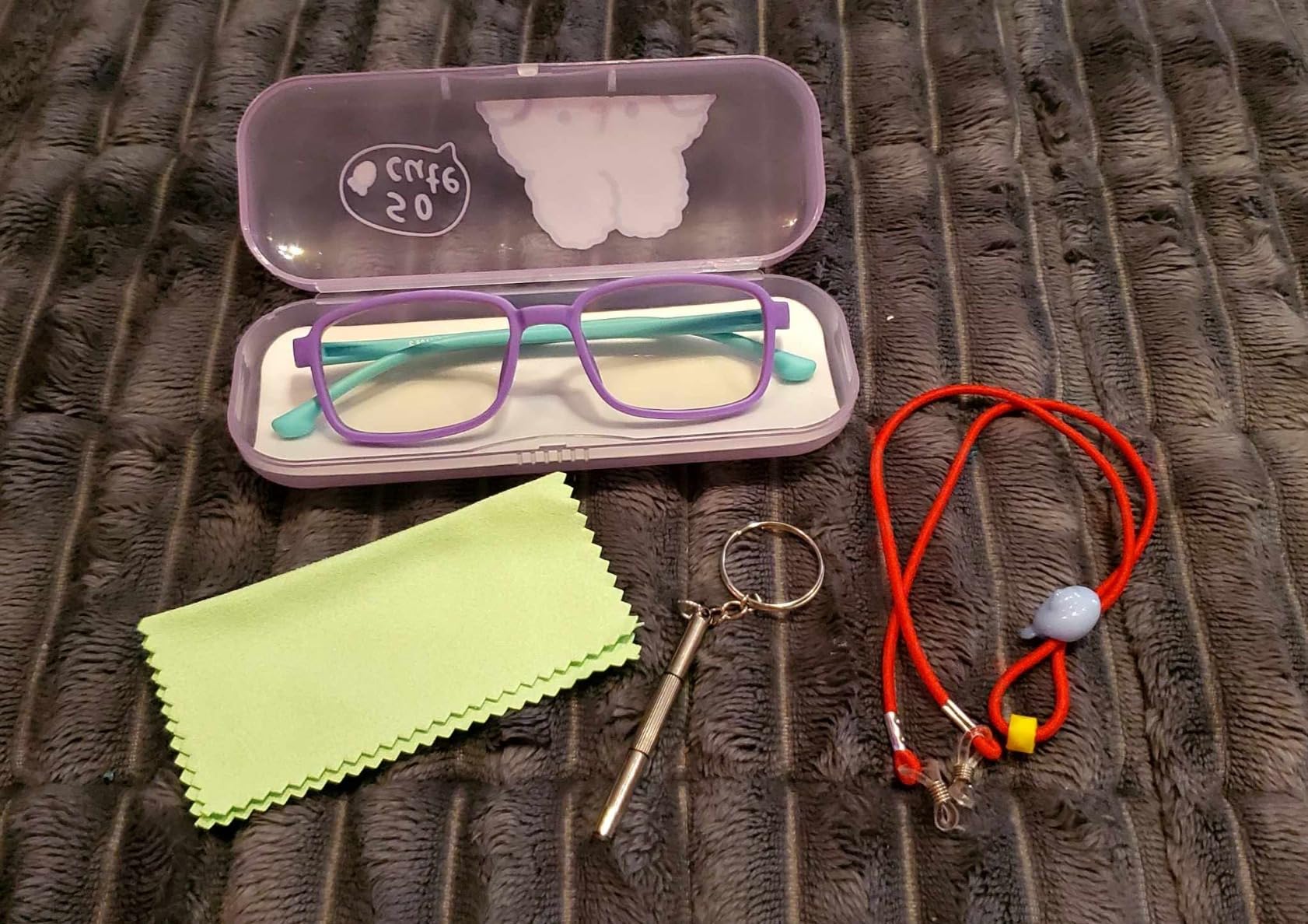 Ultra-Light Blue Light Blocking Glasses with Case for Kids and Teens,Anti Eyestrain &UV400 customer photo 2