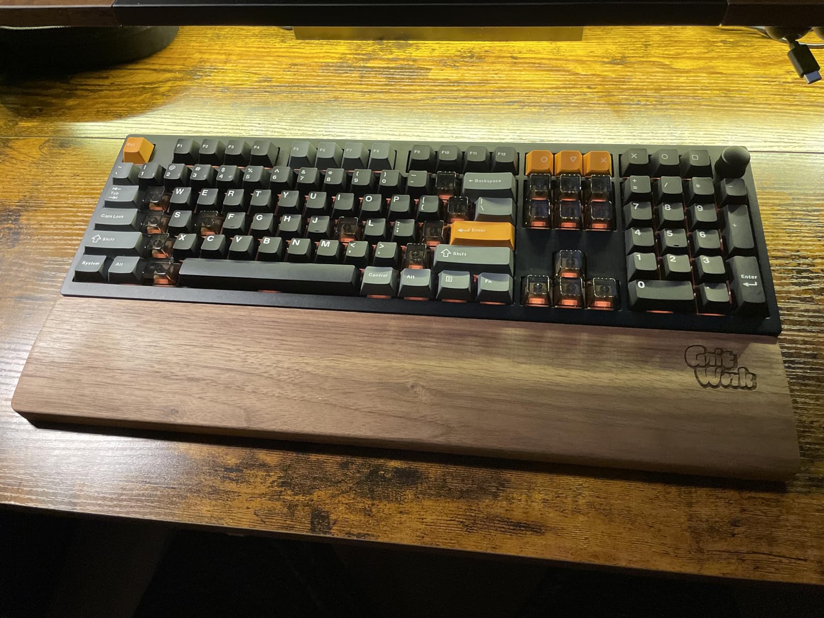 Faluber Wooden Wrist Rest, 17.3-inch Length and 20mm Thickness for Full-Sized Keyboard, Palm Rest, Ergonomic Design for Mechanical Gaming Keyboard, Wipe Clean (Fullsize-440mm, Walnut Wood) customer photo 2