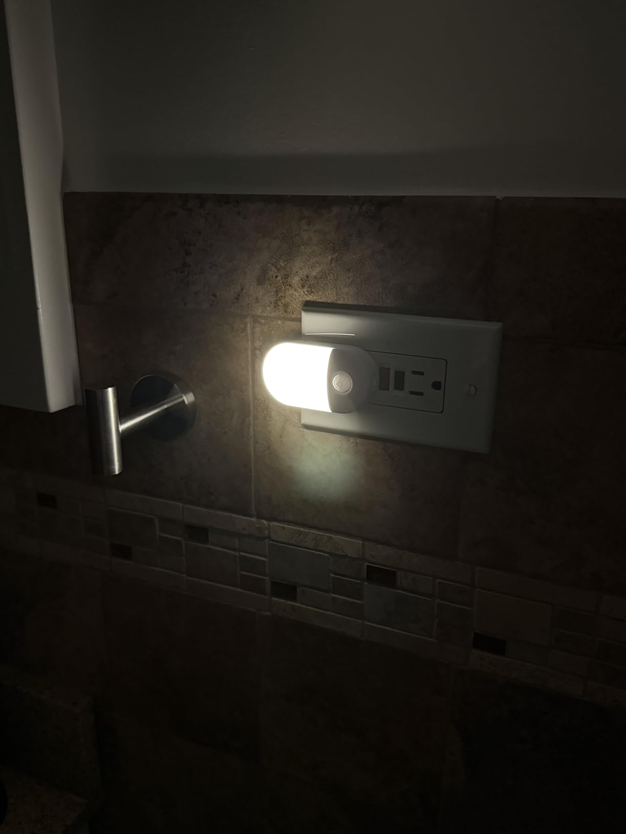 L LOHAS LED Motion Sensor Night Light, 2Pack, Motion Activated Night Light, Night Lights Plug into Wall Motion Sensor, 3000K Warm White, Adjustable Brightness 30/60LM, for Kids Adults Bathroom Bedroom customer photo 2