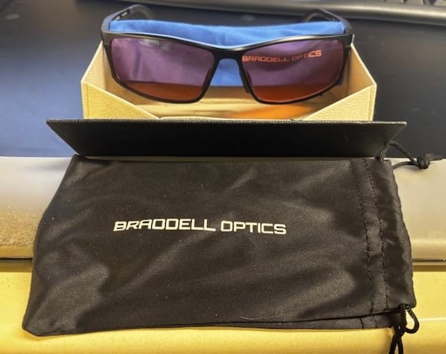 BRADDELL FL-41 Rose Tinted Blue Light Glasses for Migraine Light Sensitivity, Eyestrain and Fluorescent LED Glare (Aluminum Metal) customer photo 2