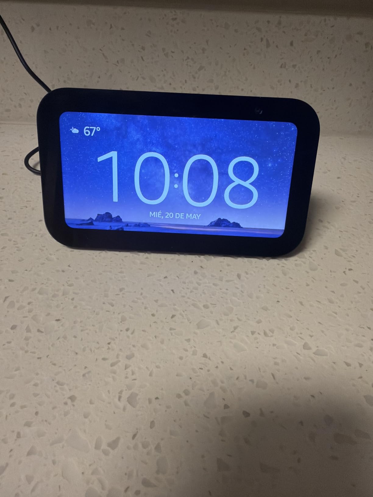 Amazon Echo Show 5 (newest model), Smart display, Designed for Alexa+, 2x the bass and clearer sound, Cloud Blue customer photo 2