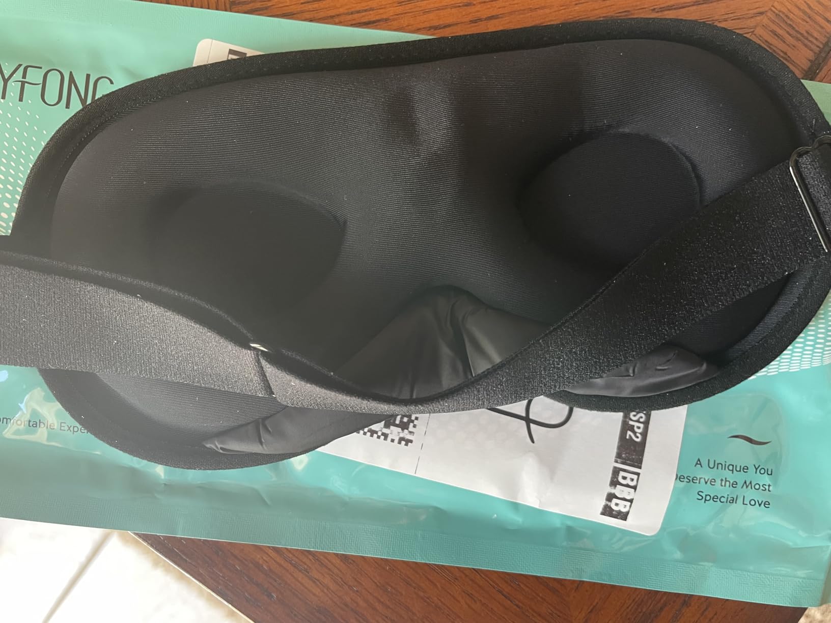 YFONG Weighted Sleep Mask, Women Men 3D Blocking Lights Sleeping Mask (4.2oz/120g), Pressure Relief Night Sleep Eye Mask with Adjustable Strap, Eye Cover Blindfold for Travel Nap Yoga, Black customer photo 2