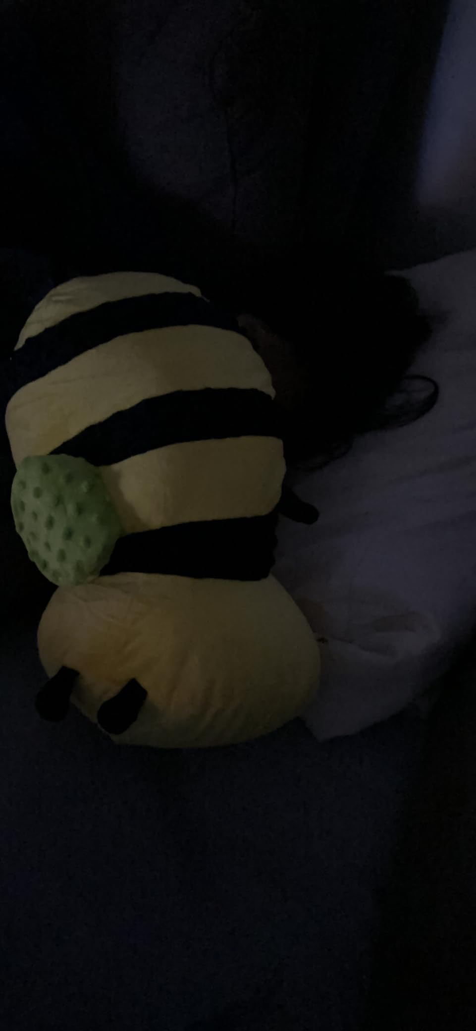 Special Supplies Bumble Bee Sensory Vibrating Pillow, Pressure Activated for Kids and Adults, Plush Minky Soft with Textured Therapy Stimulation Bumps. Size: 11 by 20 inches customer photo 2