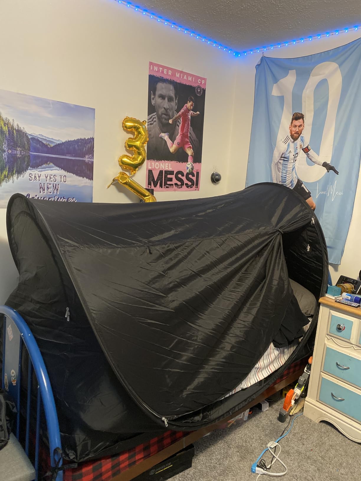 Alvantor Privacy Pop Up Bed Tent for Twin Bed, Easy Setup Blackout and Breathable Mesh Bed Canopy Lightweight Portable Sleep Pod with Carry Bag Dream Tent for Indoor Outdoor Use- Twin/Black customer photo 1