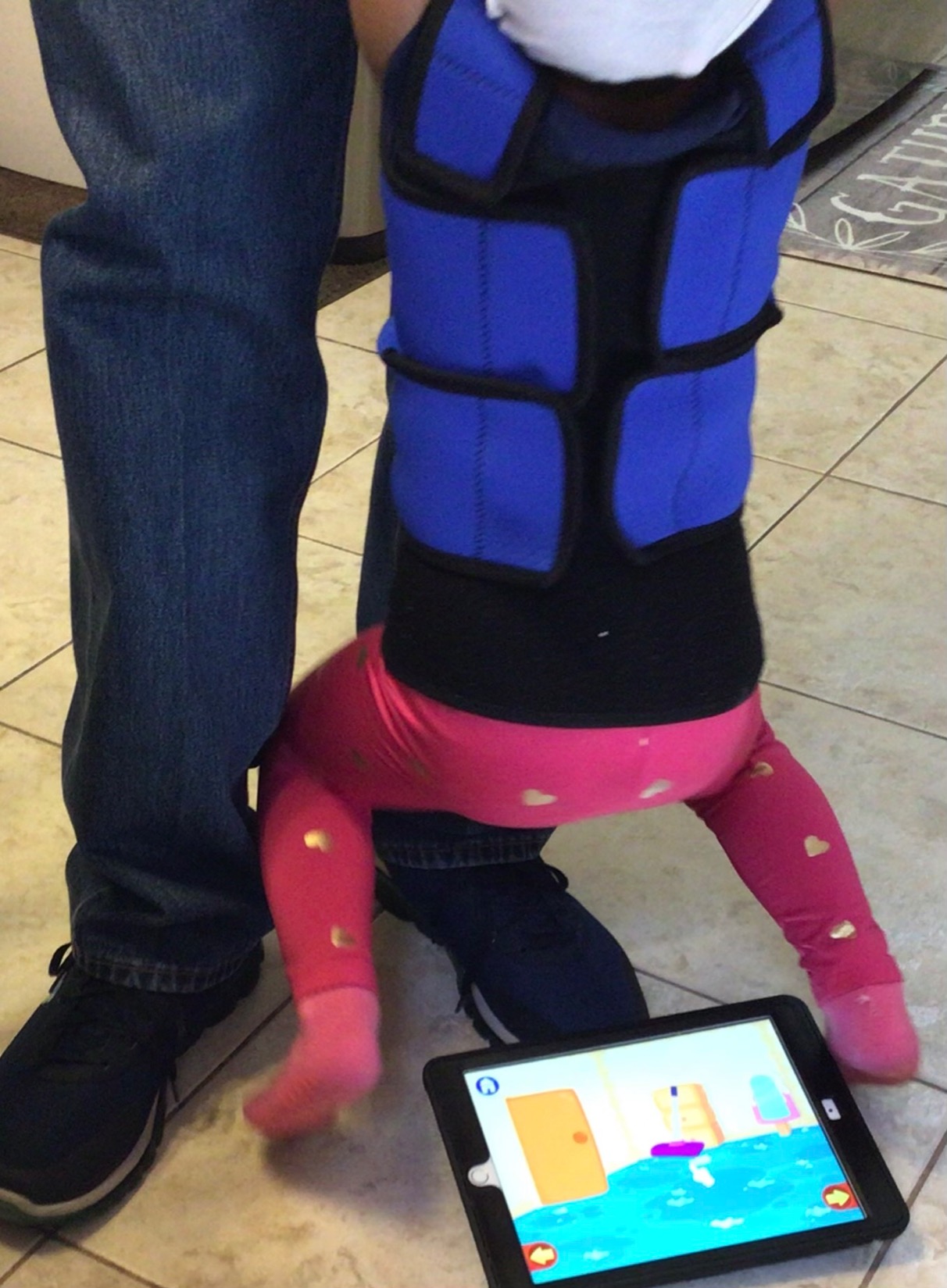 TOPARCHERY Sensory Compression Vest Deep Pressure Vest Soft Breathable Form-Fitting customer photo 1