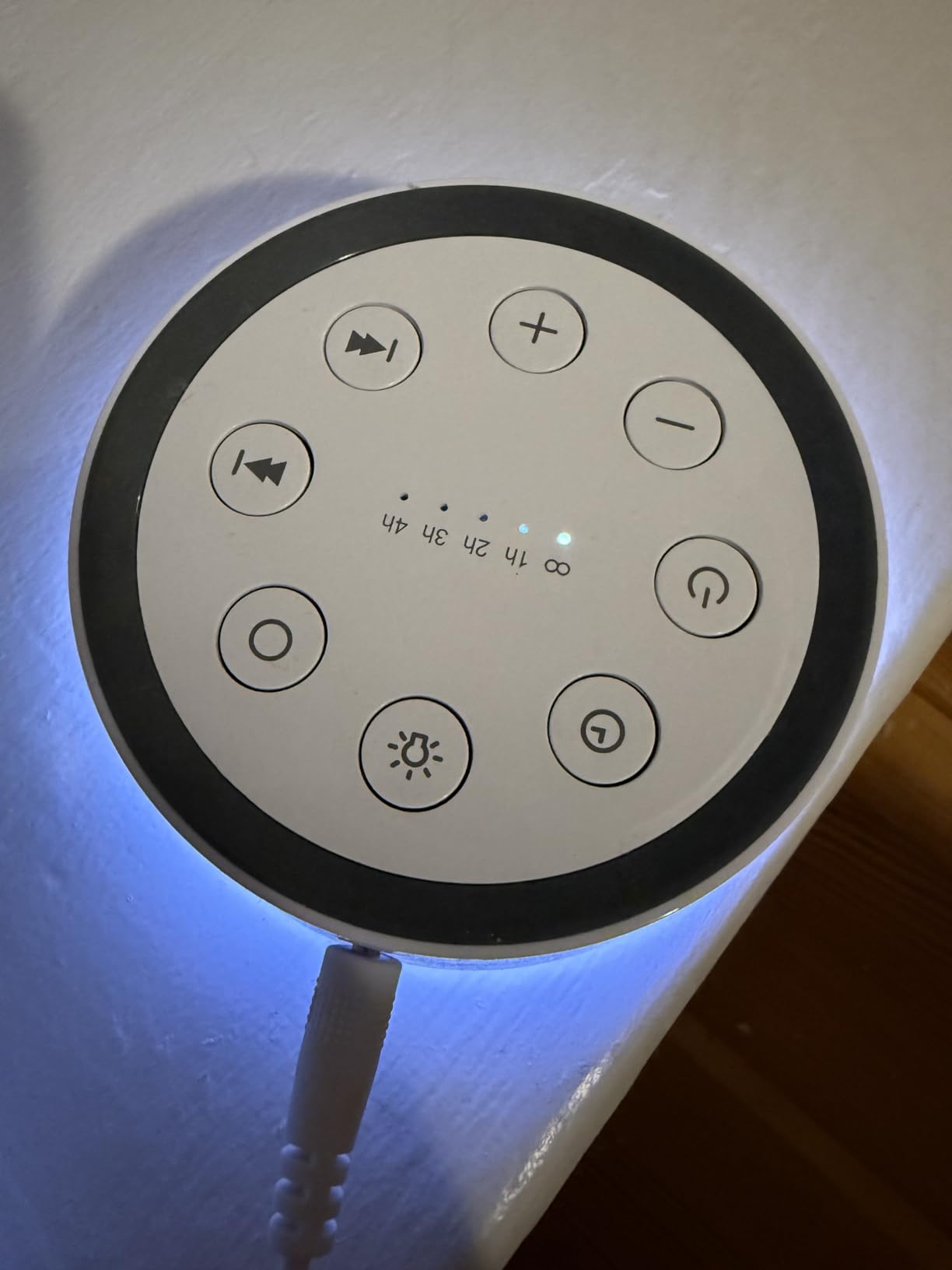Brown Noise Sound Machine with 30 Soothing Sounds customer photo 2