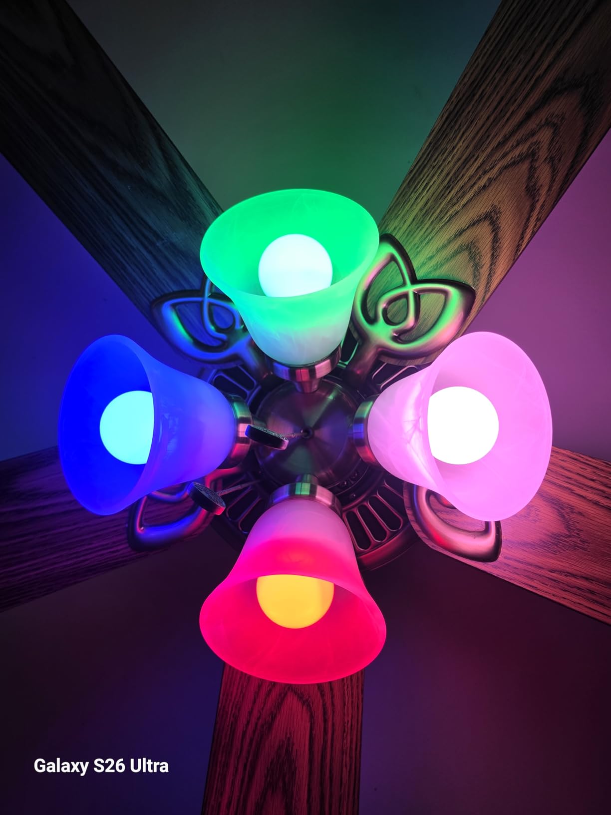 Linkind Smart Light Bulbs, Work with Alexa, Google Home, AiDot | Led Color Changing Light Bulb RGBTW, 2.4G WiFi+Bluetooth, 104 Preset Scene, Music Sync, DIY, Dotis, A19 E26, 60W 800LM, 4Pack customer photo 1