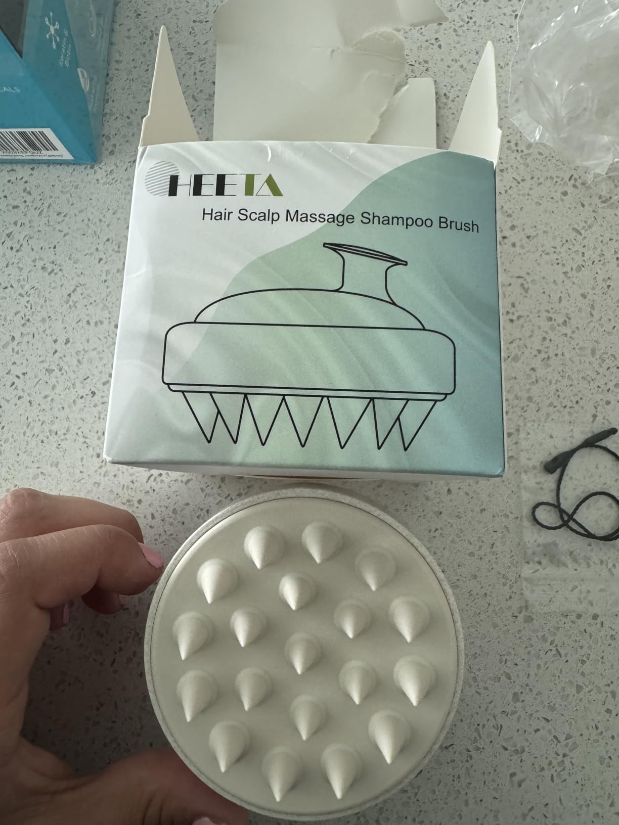 HEETA Scalp Massager Hair Growth, Soft Silicone Scalp Scrubber Shampoo Brush for Exfoliation, Dandruff Removal & Head Massage Stress Relax, Wet & Dry Use for Thick, Thin Hair Care customer photo 1