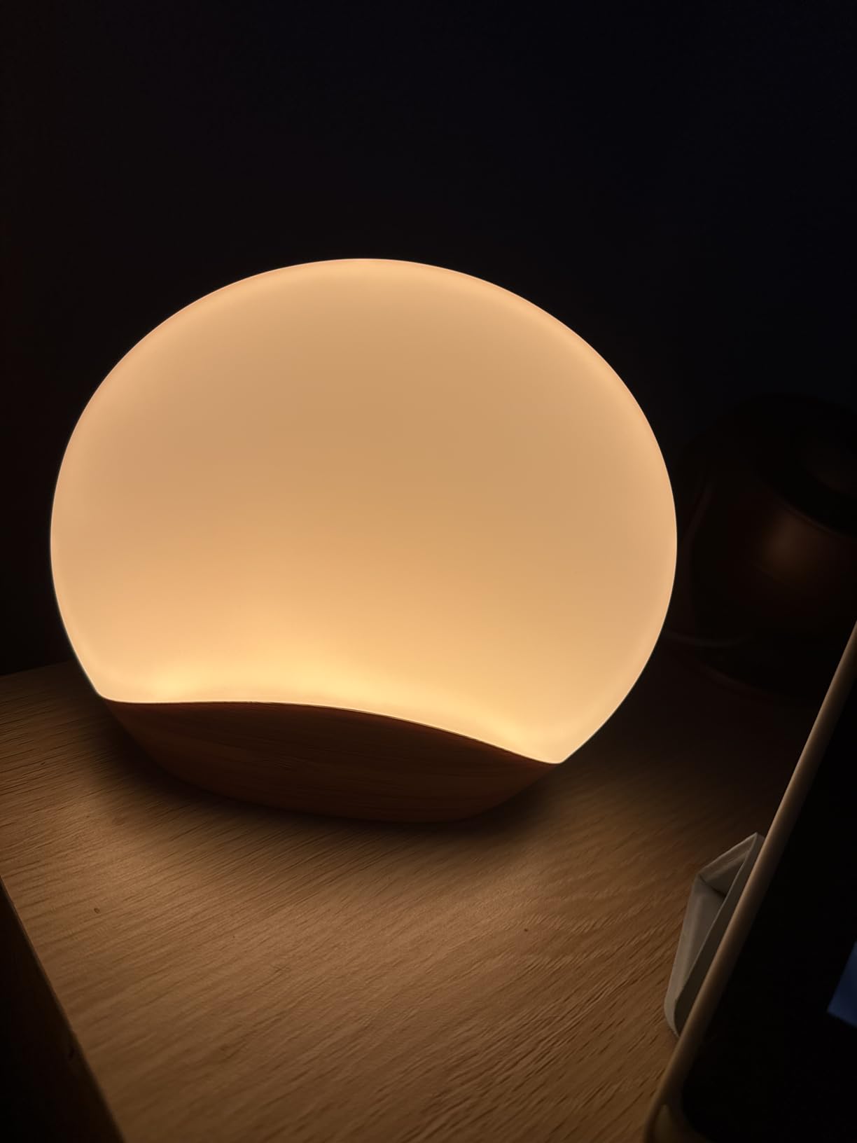 REACHER Wood Grain Sunrise Alarm Clock and Sound Machine Nightlight, Digital Dimmable Clock for Bedroom, 26 Sleep Sounds, White Noise Machine for Baby, Adults, Wake Up Light Alarm Clock for Kids customer photo 1
