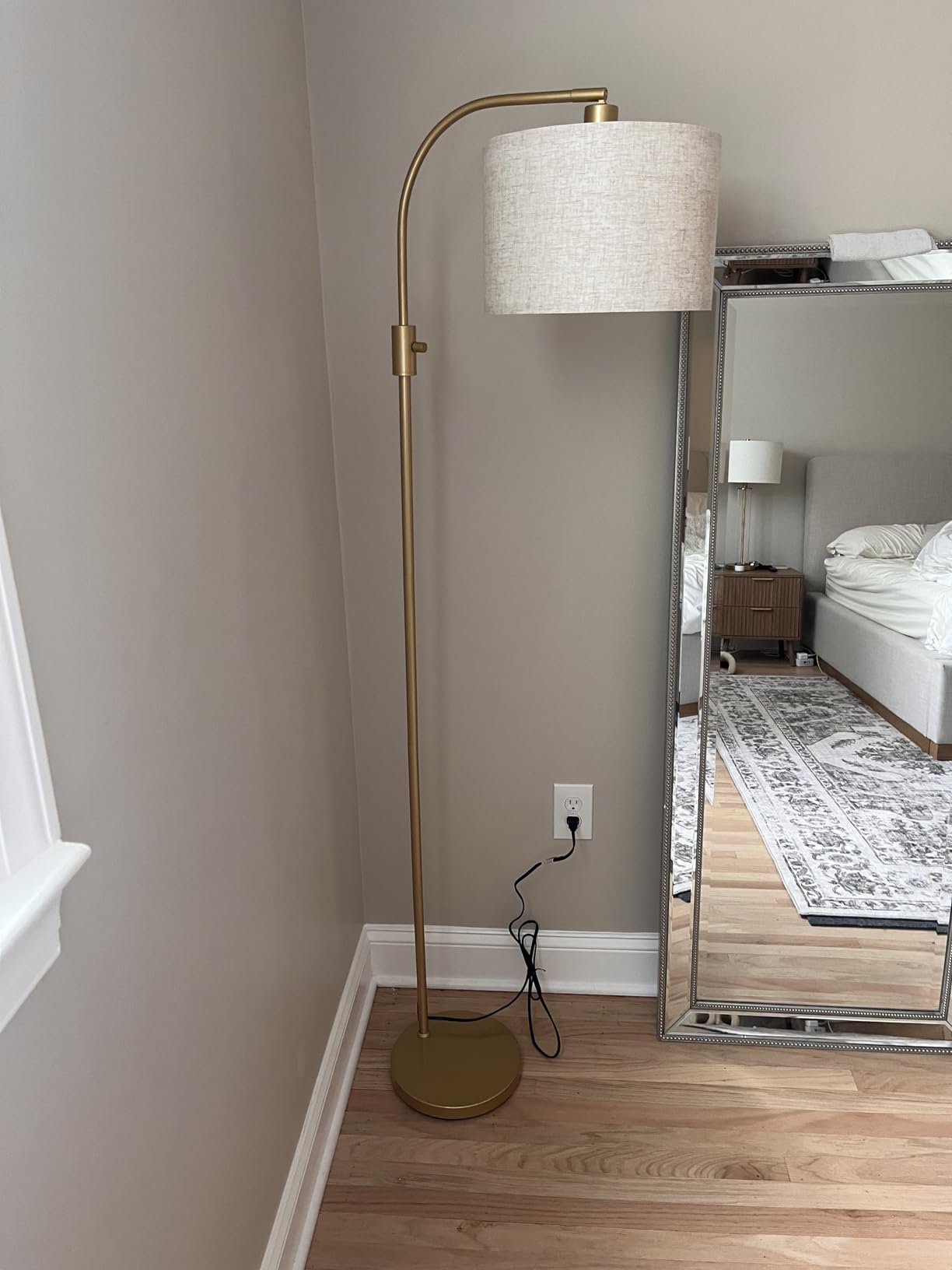 Nintiue Upgraded Modern Arc Dimmable Tall Standing Floor Lamp with Linen Shade, 1200 Lumens LED Bulb Included, for Living & Reading Room, Bedroom, Office & Nursery, Gold customer photo 2