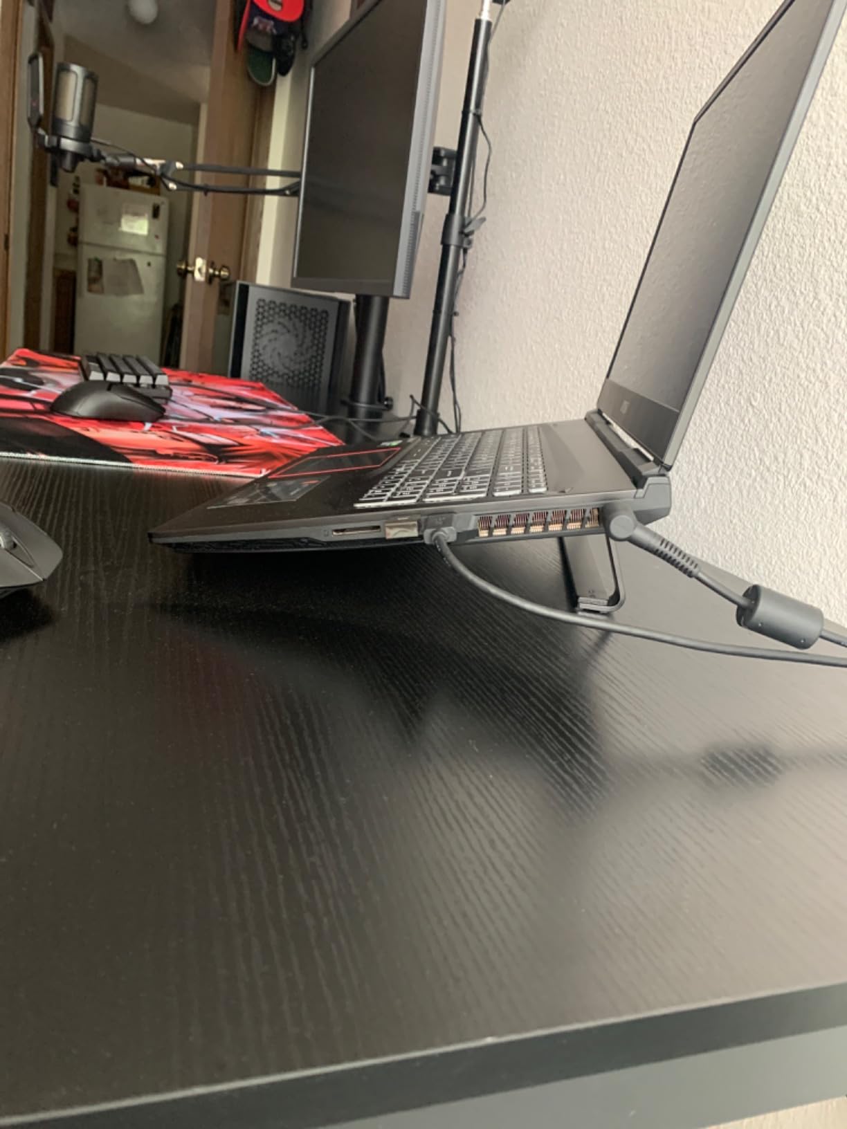 Thibault Aluminum Laptop Stand for Desk - Cooling Ergonomic Design - Fits MacBook Air Pro/DELL/HP/Lenovo/ThinkPad/Alienware - 13/14/15.6/16 - Easy Assembly - Ventilated Laptop Stand for Optimal Airflow customer photo 2