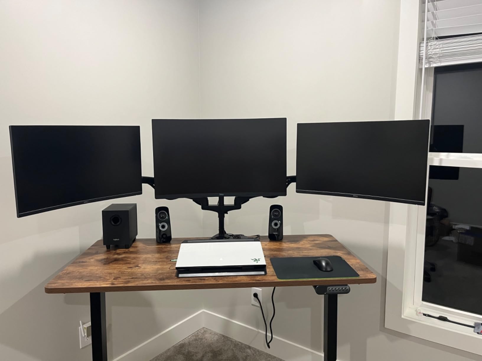 FLEXISPOT E6 3-Stage Dual Motor Electric Standing Desk 55 x 28 Sit Stand Up Desk, Holds 220 lbs, Adjustable Height w/Memory Presets, One-Piece Special Walnut Desktop & Black Frame customer photo 2