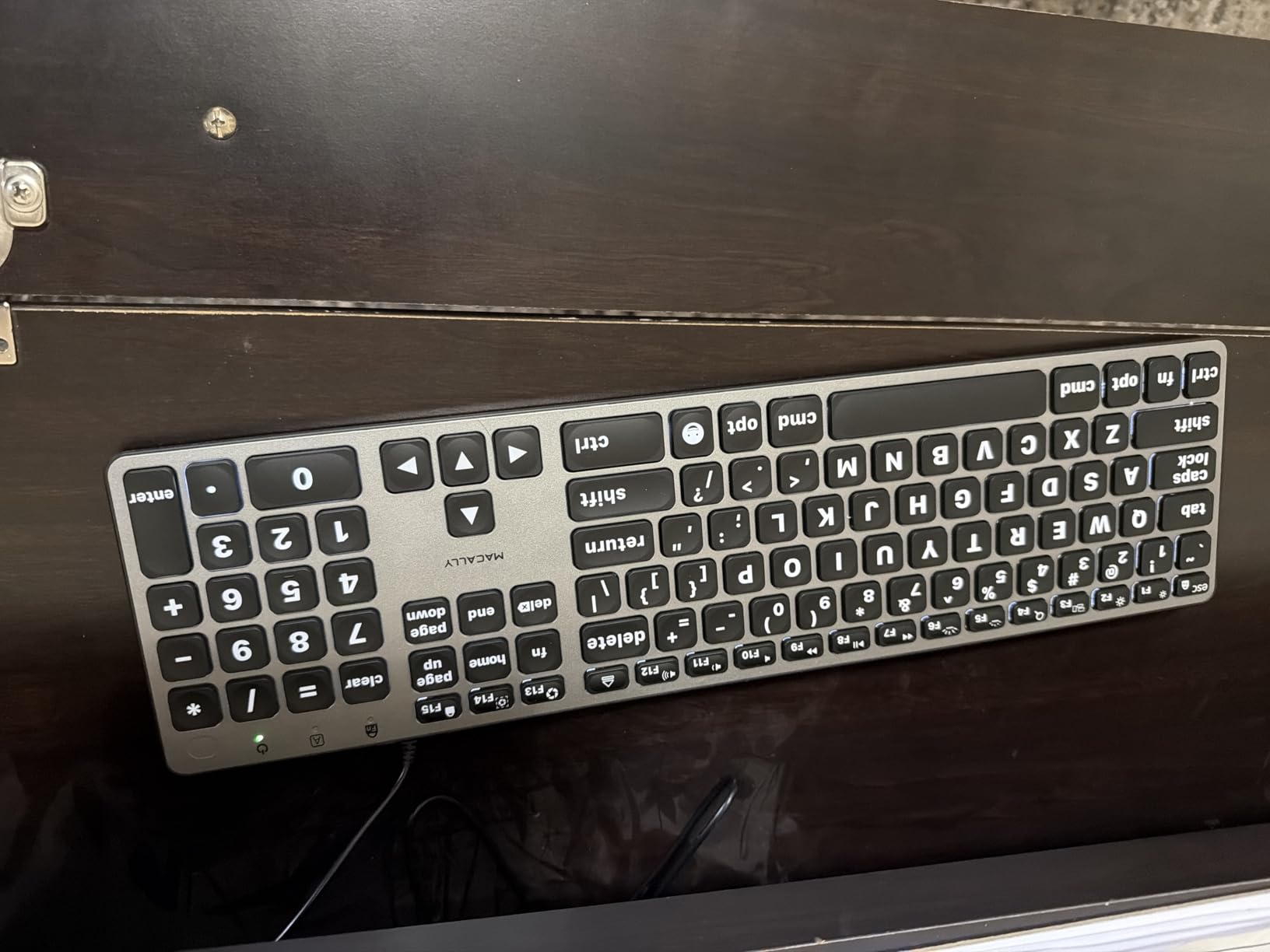 Macally Wired Keyboard for Mac (USB C + A) - Large Print and Backlit for Apple - 107 Key Full Size Large Letters USB C Keyboard for MacBook Pro/Air, Mac mini, iMac customer photo 1