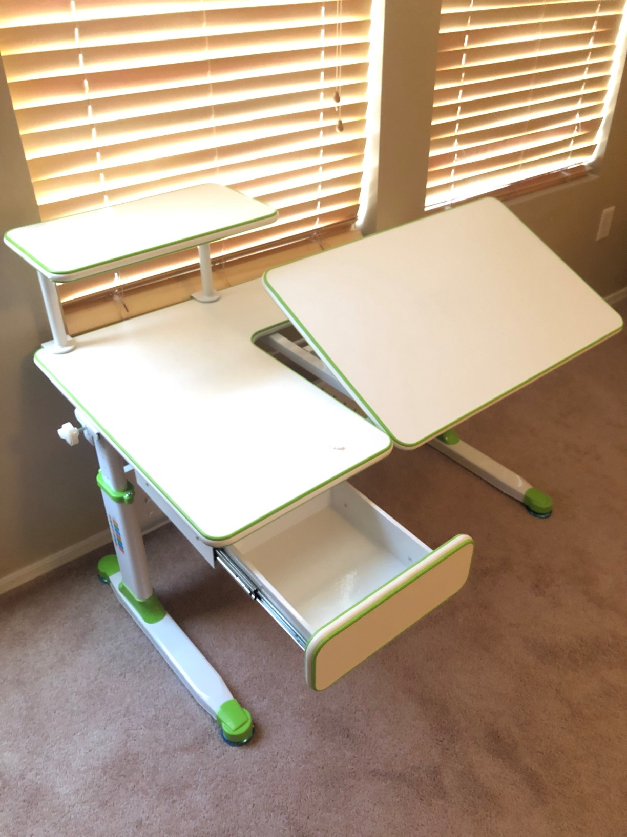 ApexDesk Height Adjustable Study Desk 43