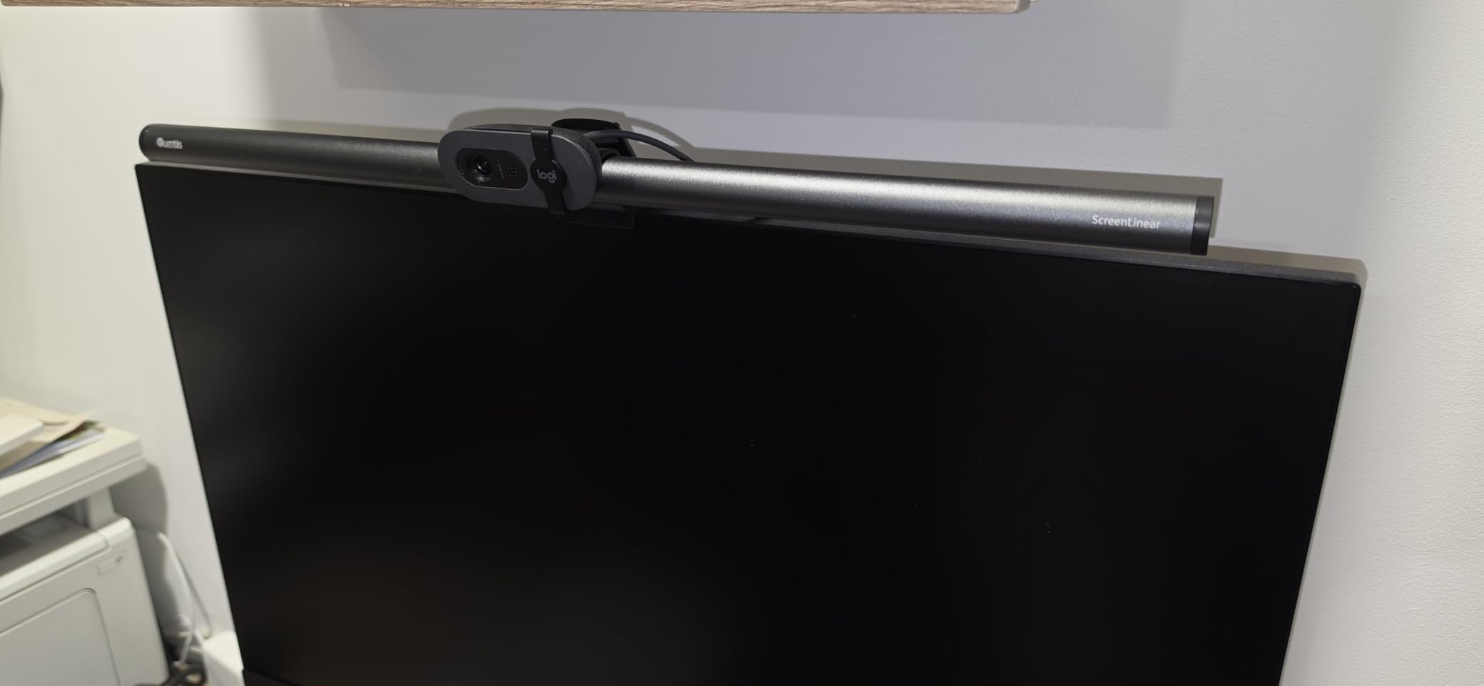 Quntis Monitor Light Bar with Remote, 20.1'' Dual Light Screen Light Bar, Sliding Weighted Clip Fit for All Screens, Adjustable Stepless Dimming, Eye Caring No Glare Gaming Work Desk Lamp, Gray customer photo 2