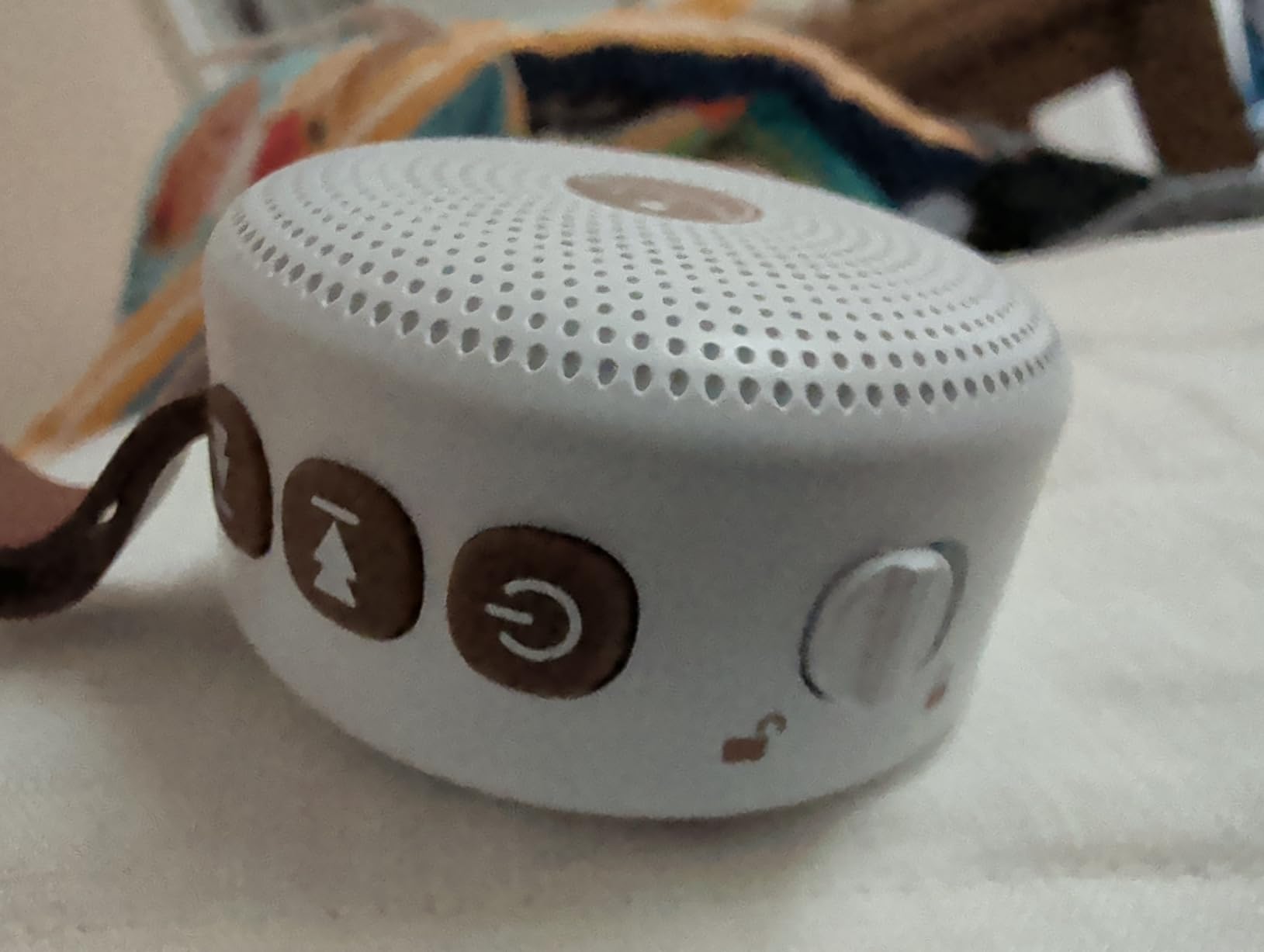 Portable Sound Machine Mini White Noise Machine Baby Shushing Brown Noise Machine with 30 Soothing Sounds for Kids Adults Dogs Auto-Off Timer 32 Volume Levels Sleep Machine for Home Office Privacy customer photo 2