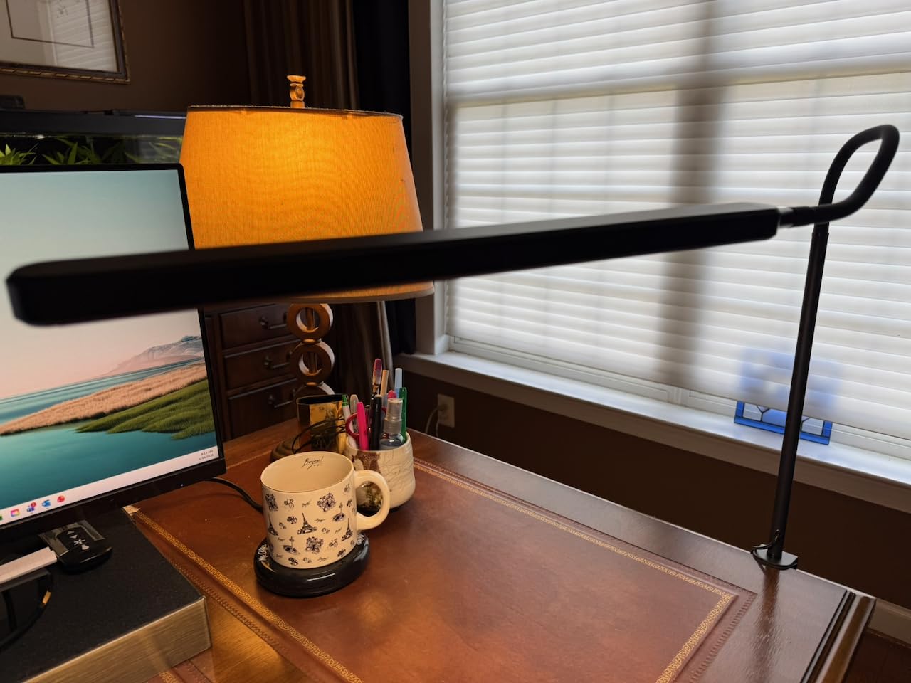 SUPERDANNY Eye-Caring LED Desk Lamp 360° Flexible Gooseneck Work Lamp with Desk Side Clamp Touch Control 3 Light Colors Smooth Dimming Task Lighting Reading Light for Home Office College Dorm, Black customer photo 2