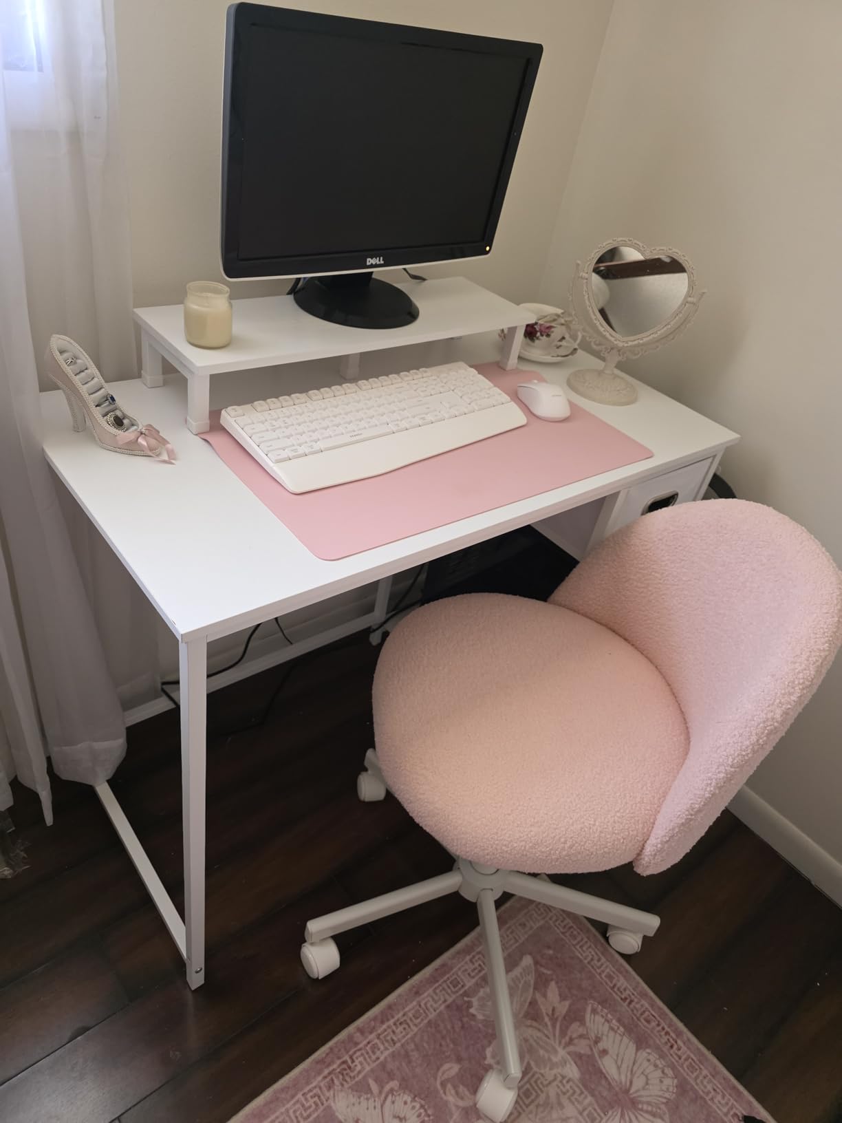 VINGLI Cute Candy Chair Armless Comfy Small Office Desk Vanity Chair with Wheels & Lumbar Support, Teddy Adjustable Rolling Swivel Computer Task Chair for Home Office, Bedroom, Gentle Pink customer photo 2