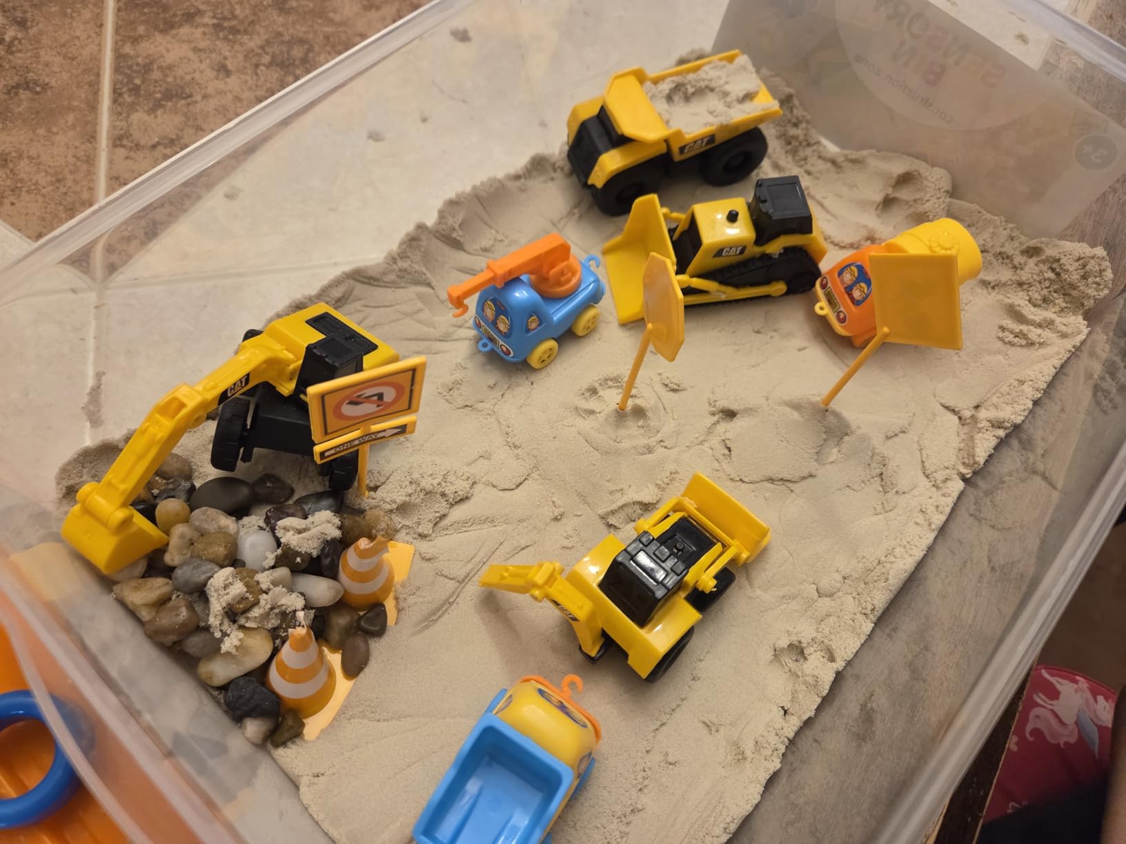Creativity for Kids Sensory Bin: Beach - Toddler and Preschool Toys, Sensory Box with Toys for Toddlers, Kids Gifts for Toddler Boys and Girls (Ages 3+) customer photo 1