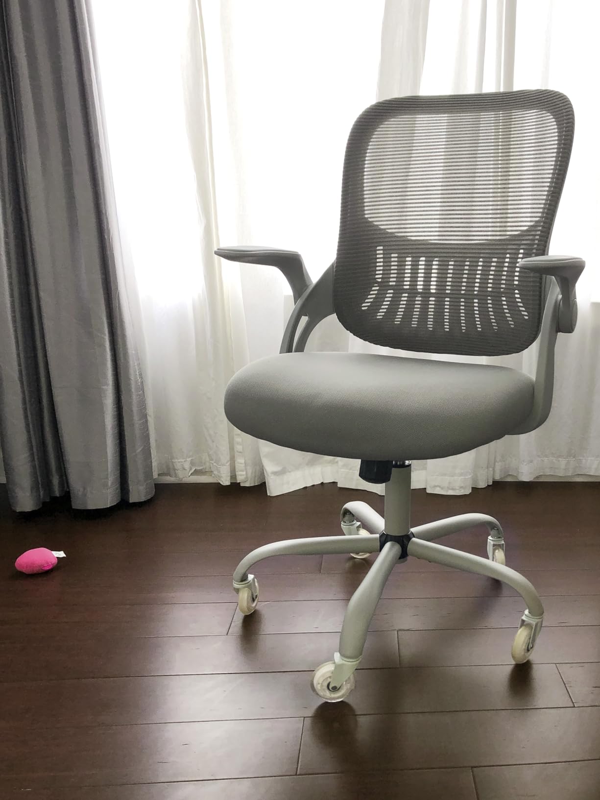 Sweetcrispy Office Computer Desk Chair Ergonomic Mid-Back Mesh Rolling Work Swivel Task Chairs with Wheels Comfortable Lumbar Support Comfy Flip-up Arms for Home Bedroom Study Student Gray customer photo 2