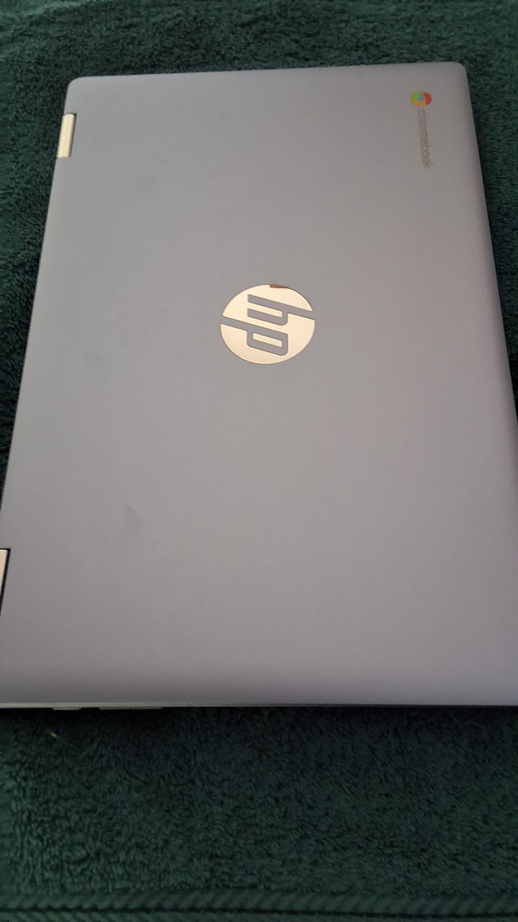 HP 14 2-in-1 Chromebook 14in FHD Intel CPU 4GB 64GB Storage (14b-Renewed) customer photo 2
