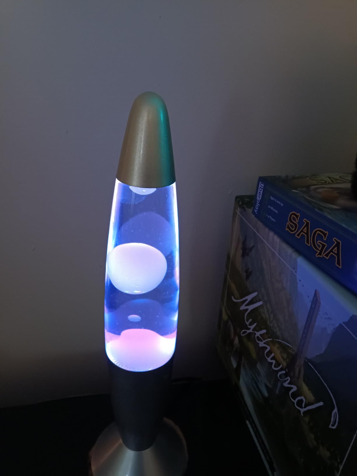 17 Colors Changing Liquid Motion Lamp with Remote, 13.5