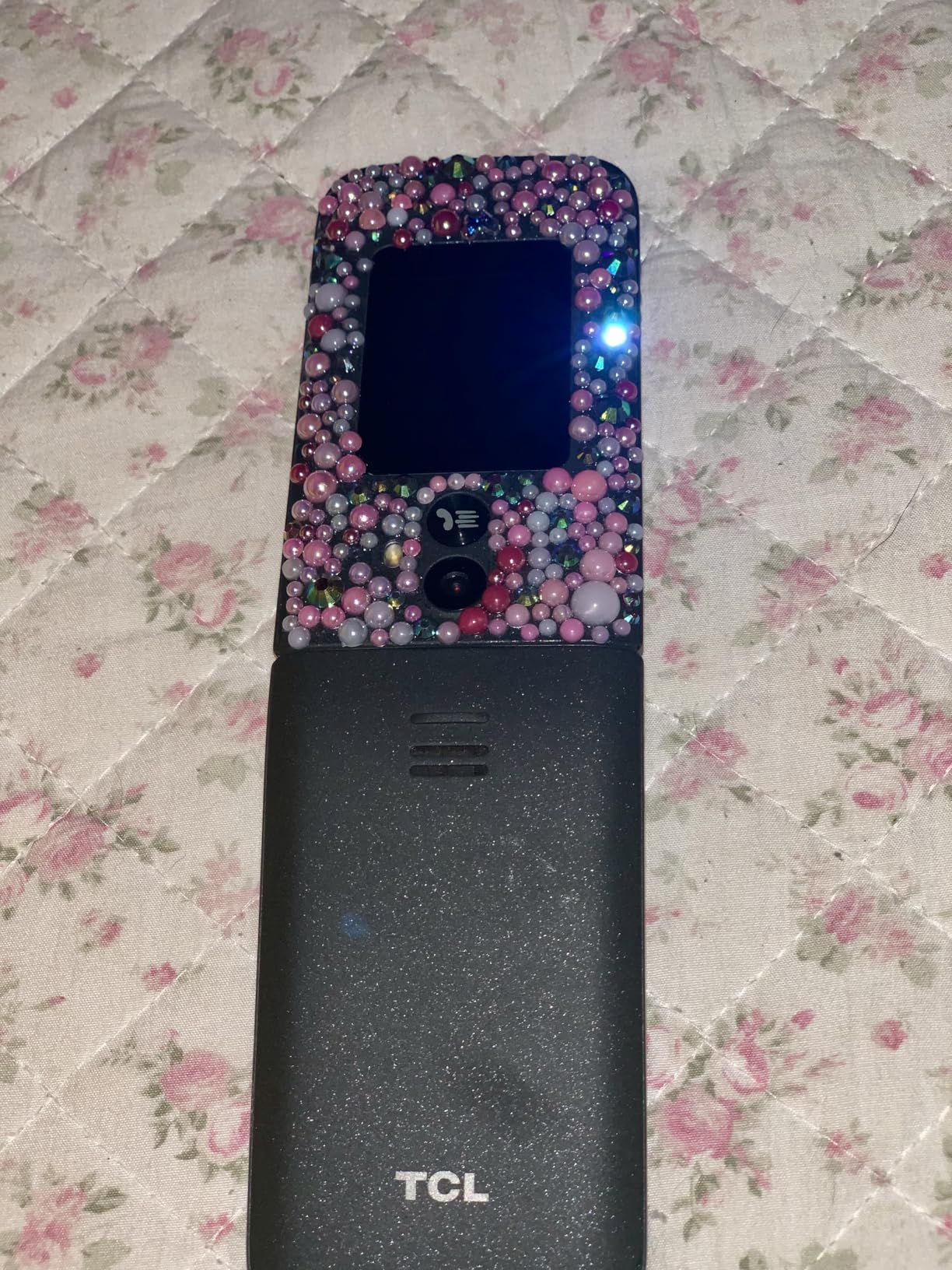 Tracfone, TCL FLIP 3, SIM Card Included Flip Phone (Locked to | 16GB, Stone Gray, 5MP Video Capable Camera, Locked [Sim Card Included - Separate Purchase Not Necessary] customer photo 1